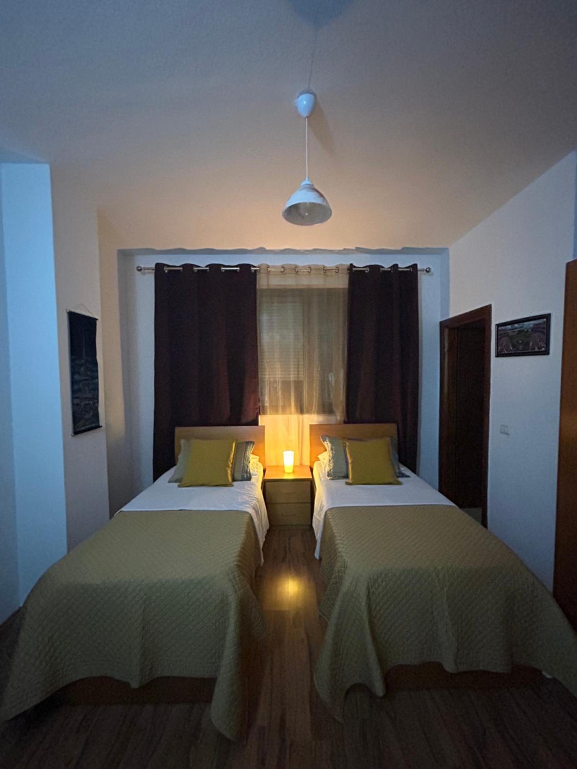 J & Nilson's Apartment In Shkodra Center