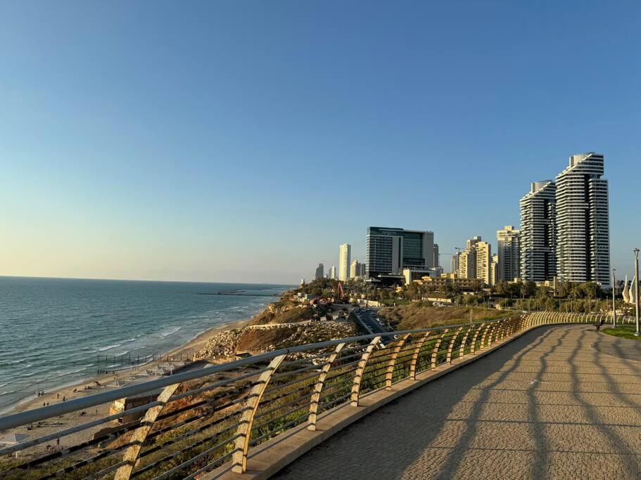 Prince Palace Netanya Lagoon Beach 3BR