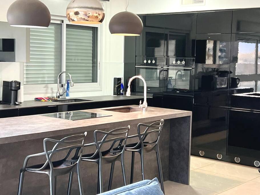 Prince Palace Netanya Lagoon Beach 3BR