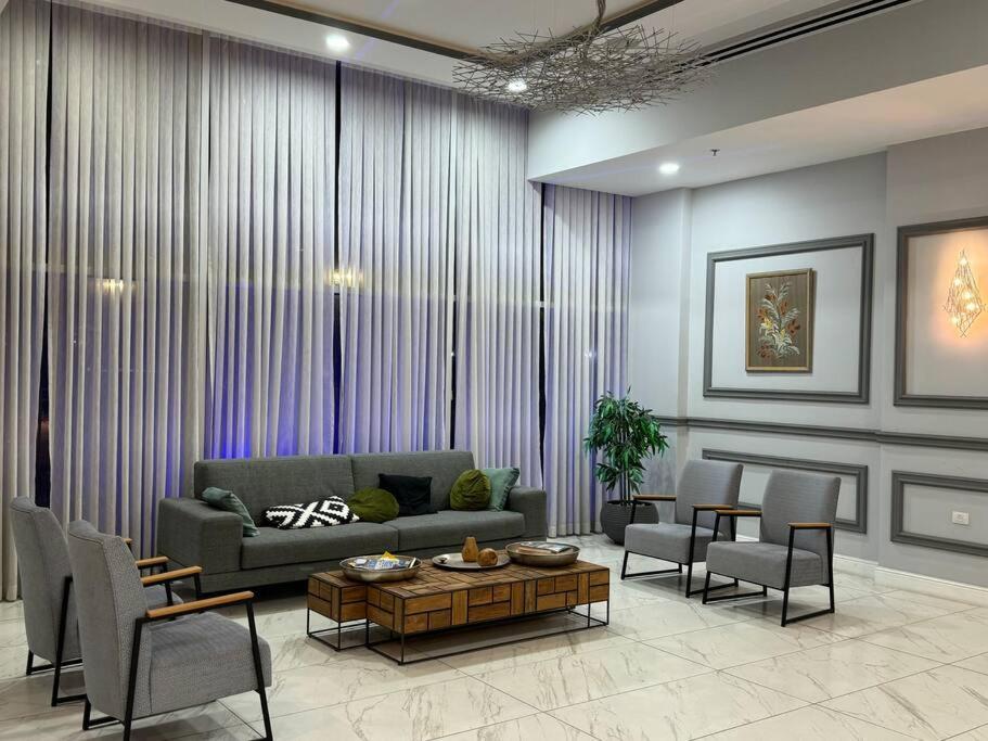 Prince Palace Netanya Lagoon Beach 3BR