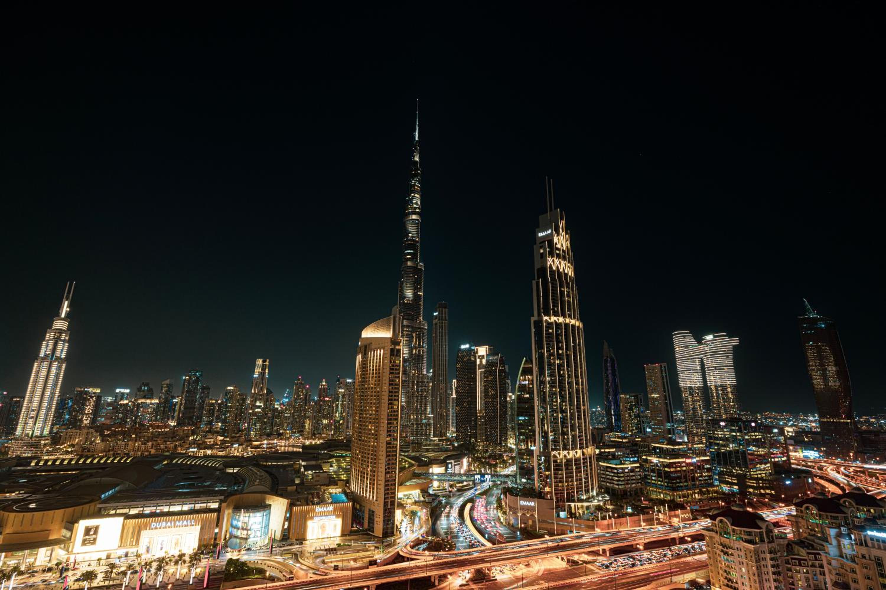 Stunning Two-Bedroom Apartment with Skyline View & walk to Dubai Mall by TerraHome