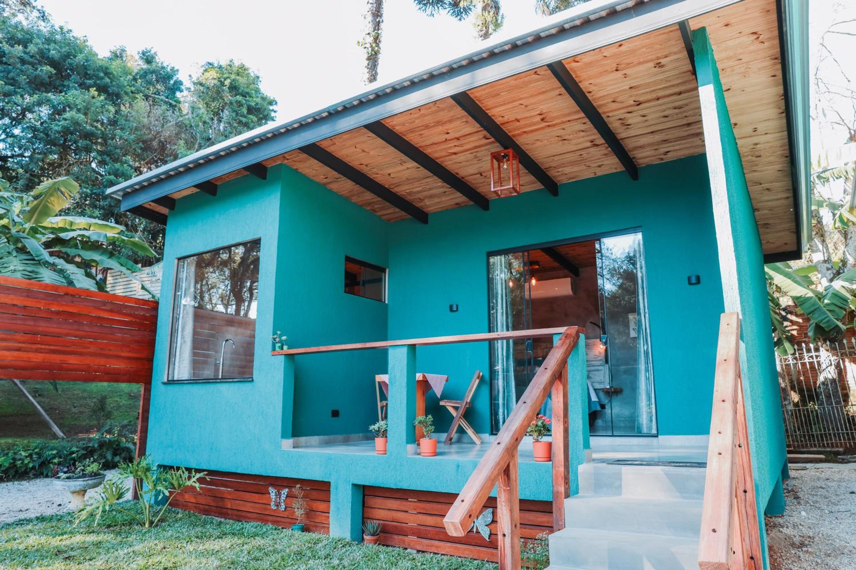 Chalé Romântico em Curitiba, climatizado com banheira - TinyHousePassauna