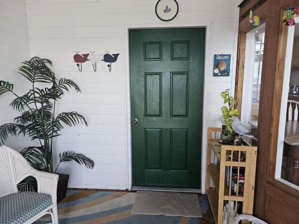 Oceanfront Cabin 9 with Jacuzzi & Awesome Views view 5