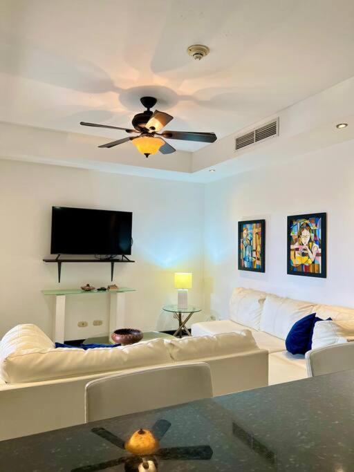 Condo Jungle Bay