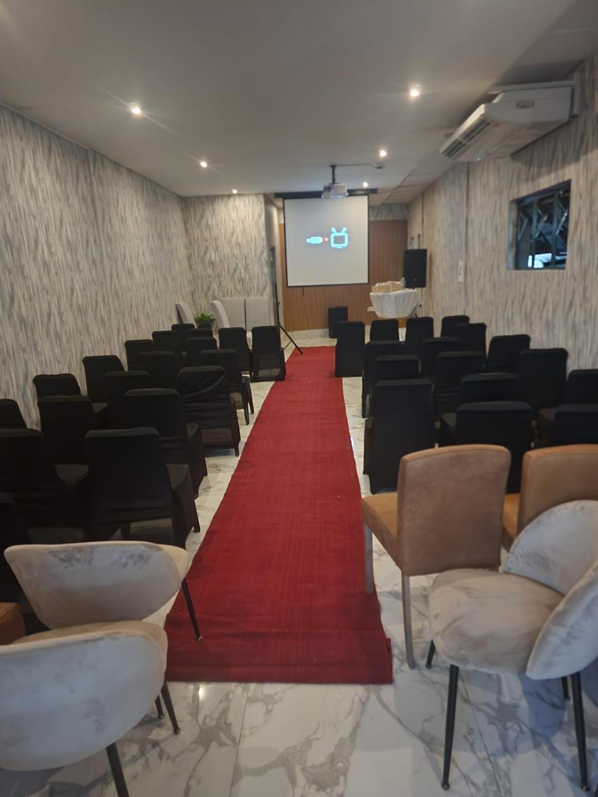 meeting & event spaces