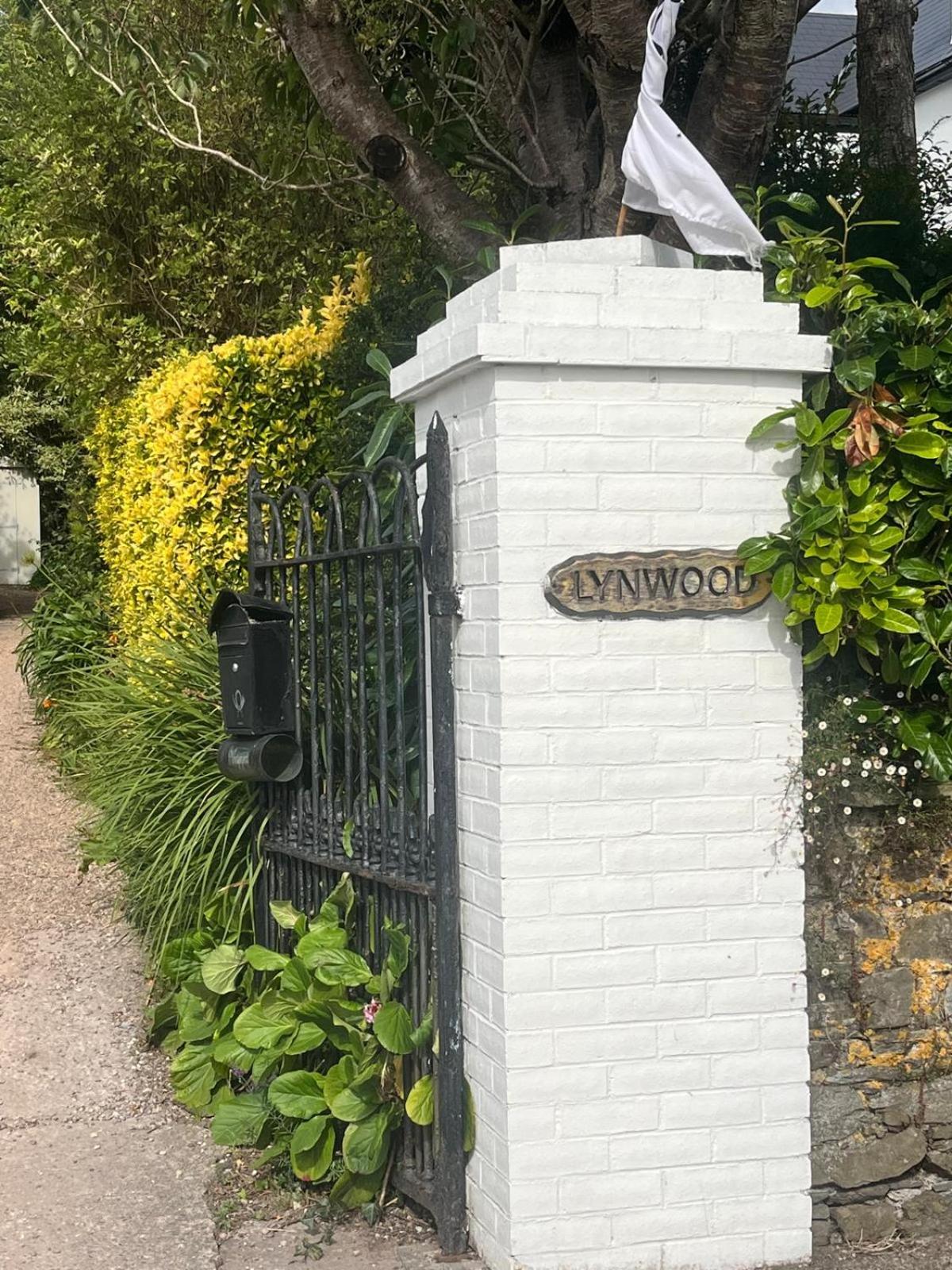 Lynwood house