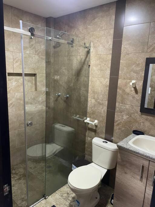 Cómodo Apartamento cerca del Aeropuerto