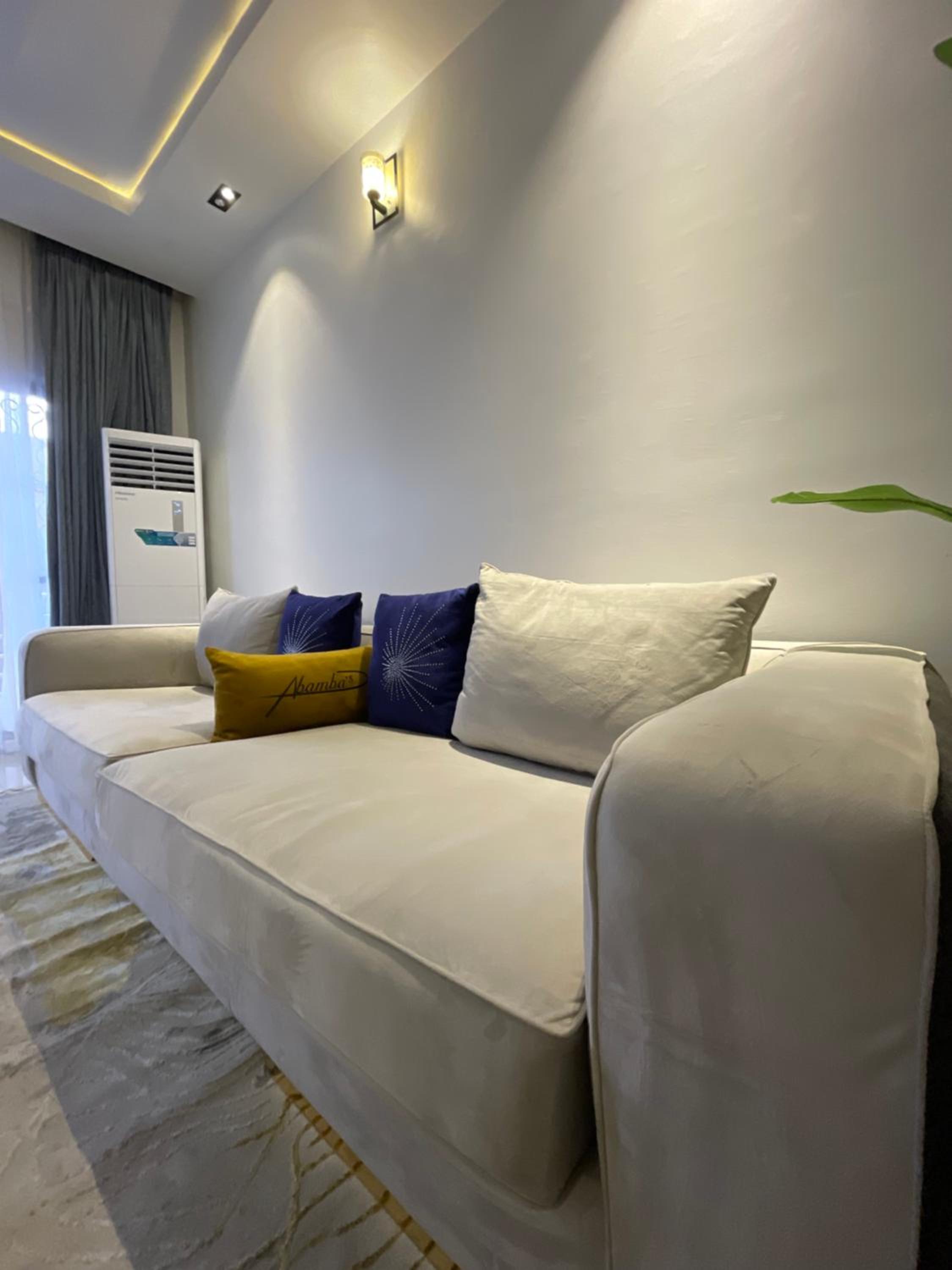 Eddy Apartment