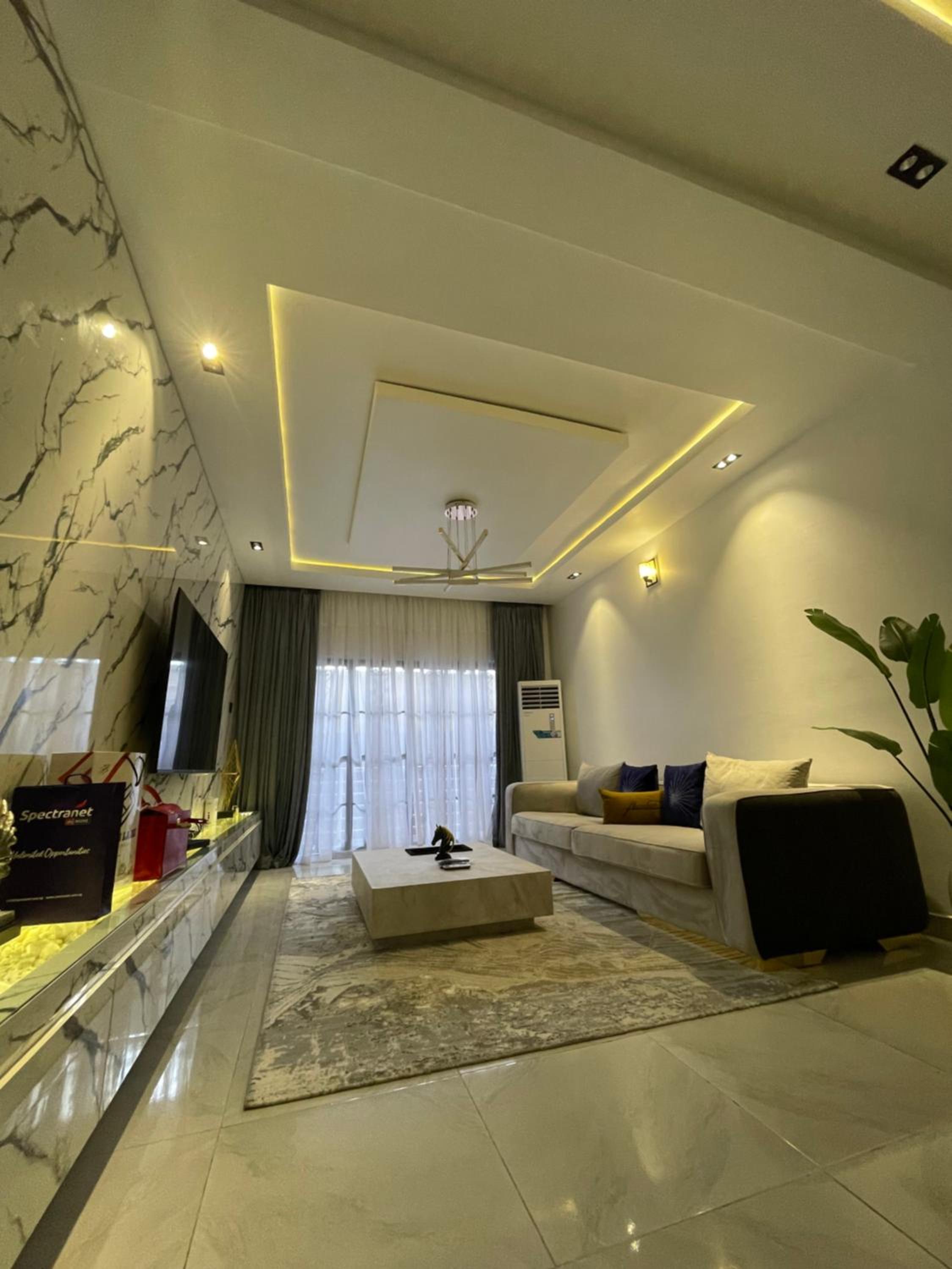 Eddy Apartment