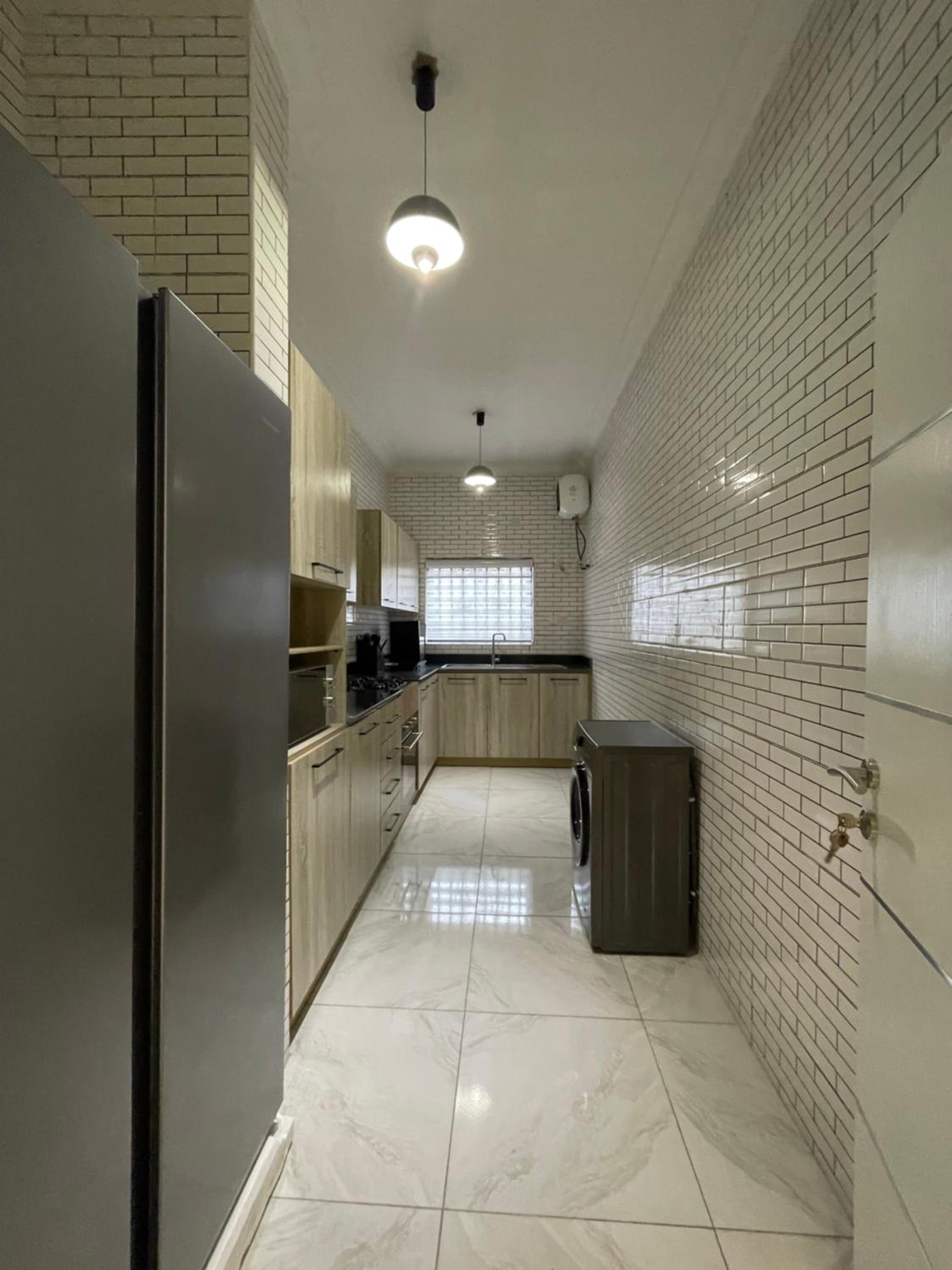 Eddy Apartment