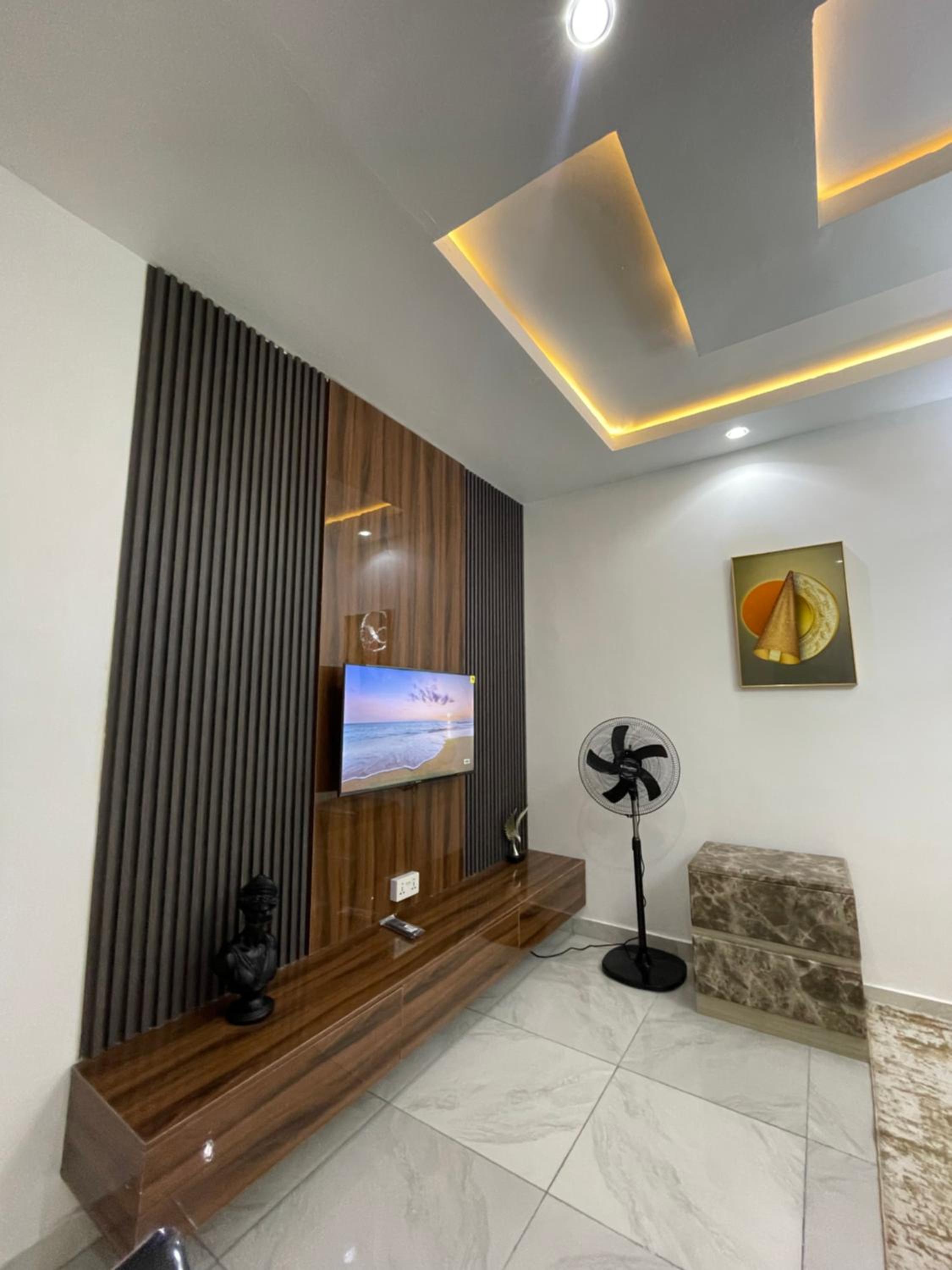 Eddy Apartment