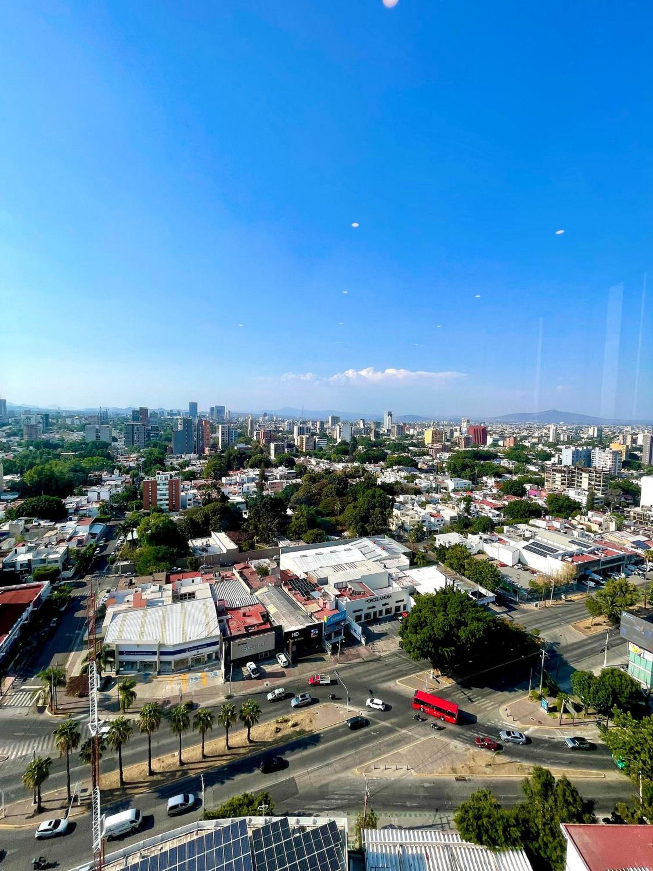 Nuevo, Zona chapultepec, preciosa vista, piso 19 view 4