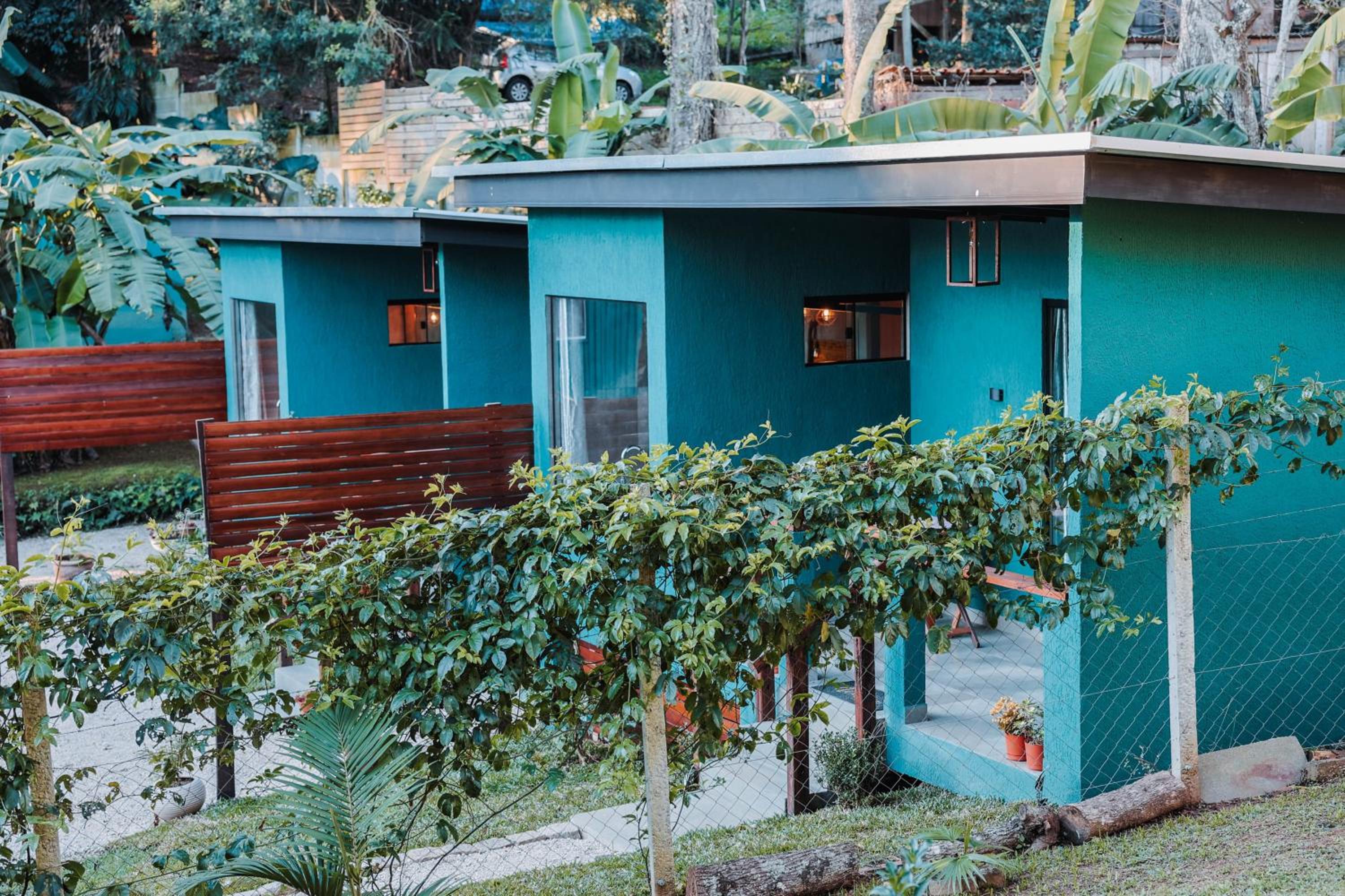 Chalé Romântico em Curitiba, climatizado com banheira - TinyHousePassauna
