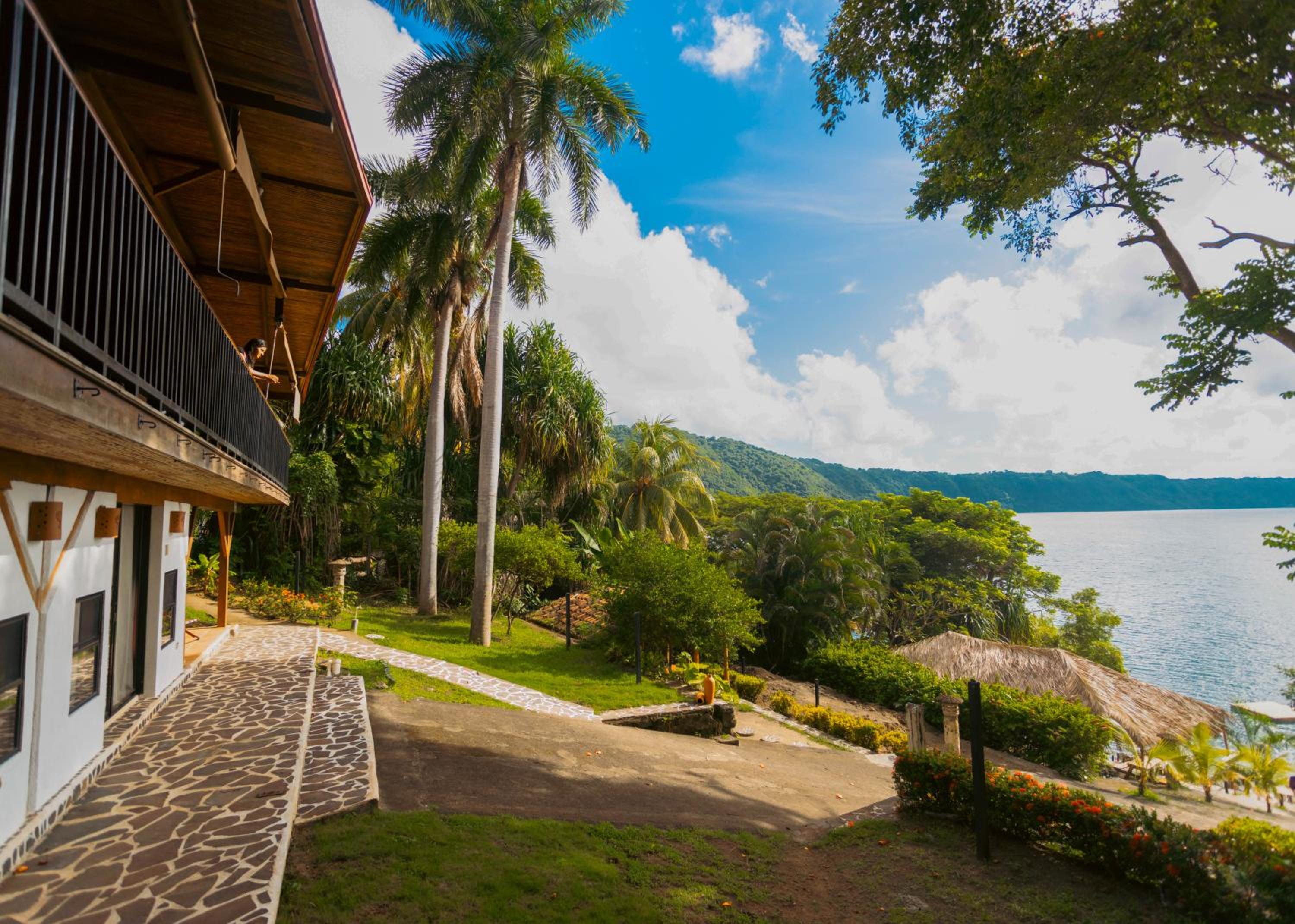 Hotel Coco Bay - Image 1