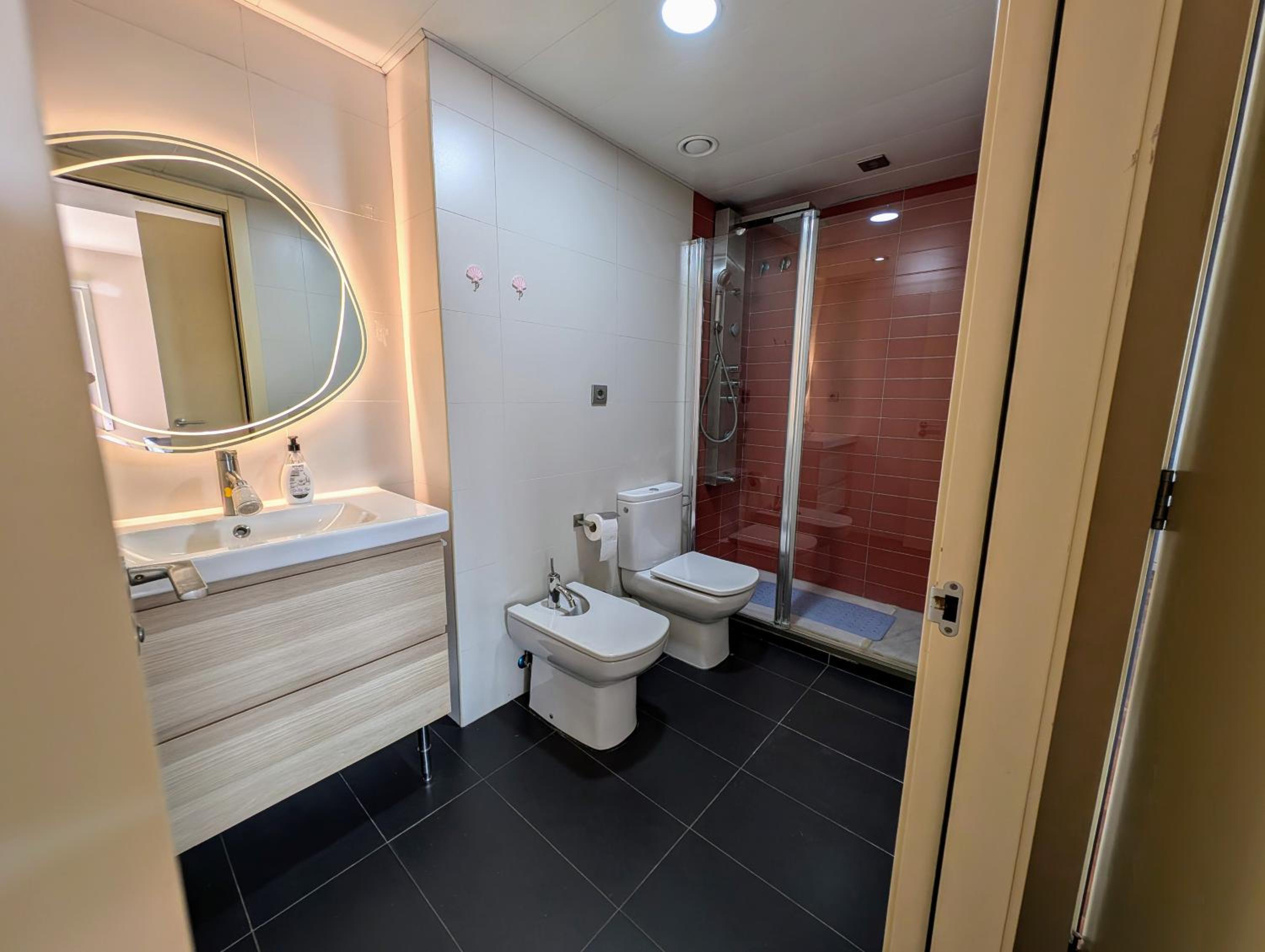 Bright 2 Bedroom Apartment with 2 Terraces Pool and Parking near Diagonal Mar Beach