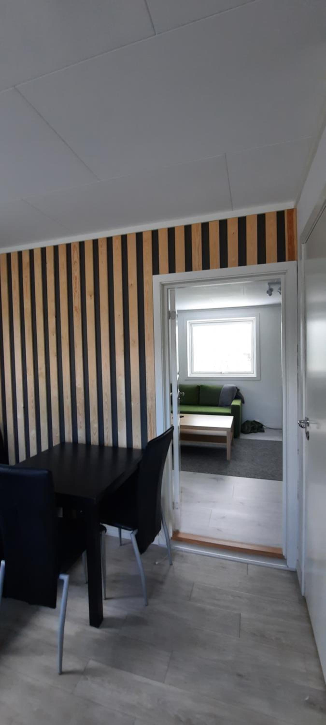 Leilighet i egen bolig nær togstasjonen, 30 min til Oslo og Gardermoen flyplass, photo 14