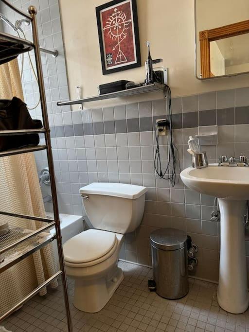 1 Bedroom Retreat in West Harlem - Near Columbia U