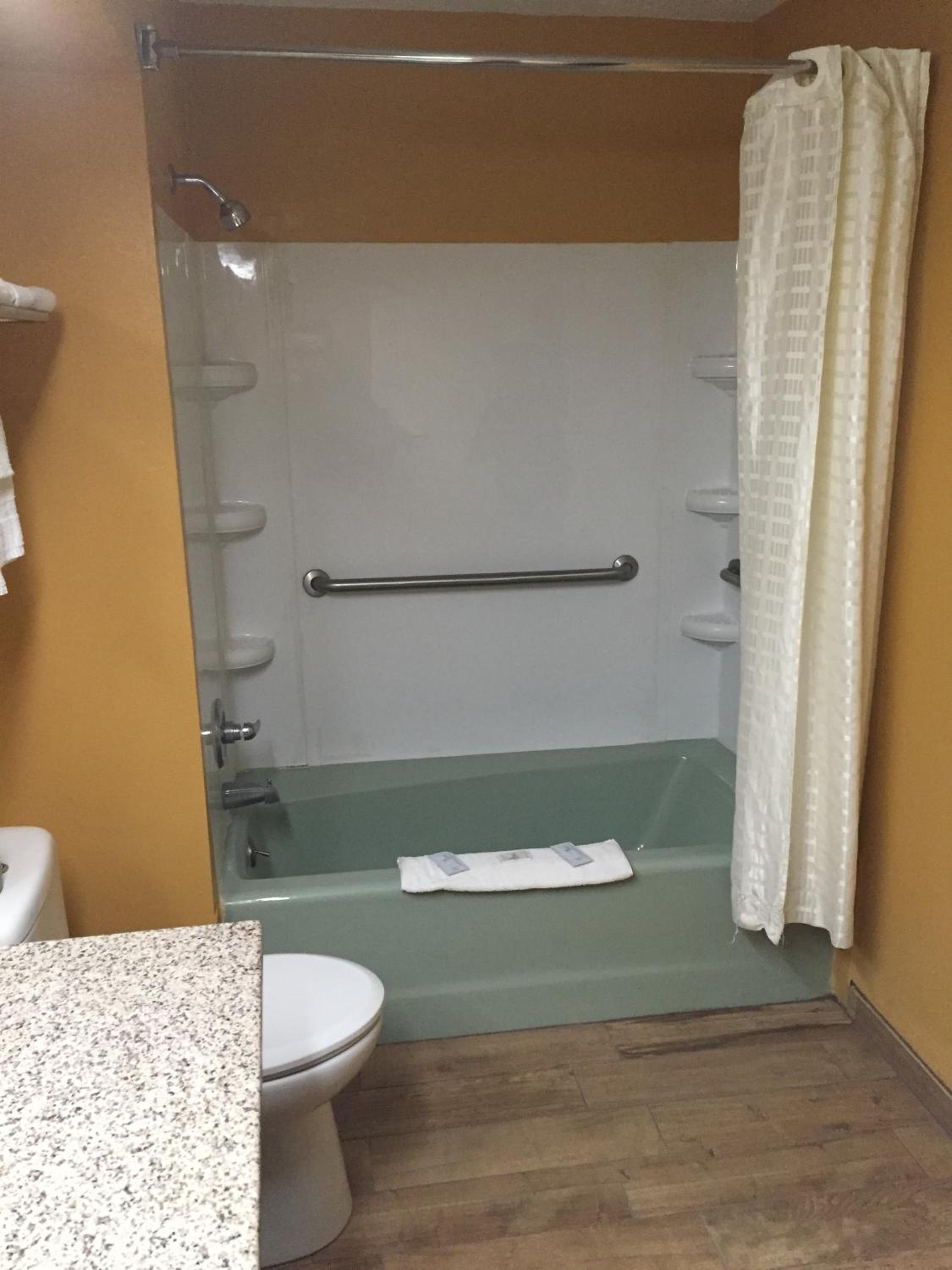 Photo 19