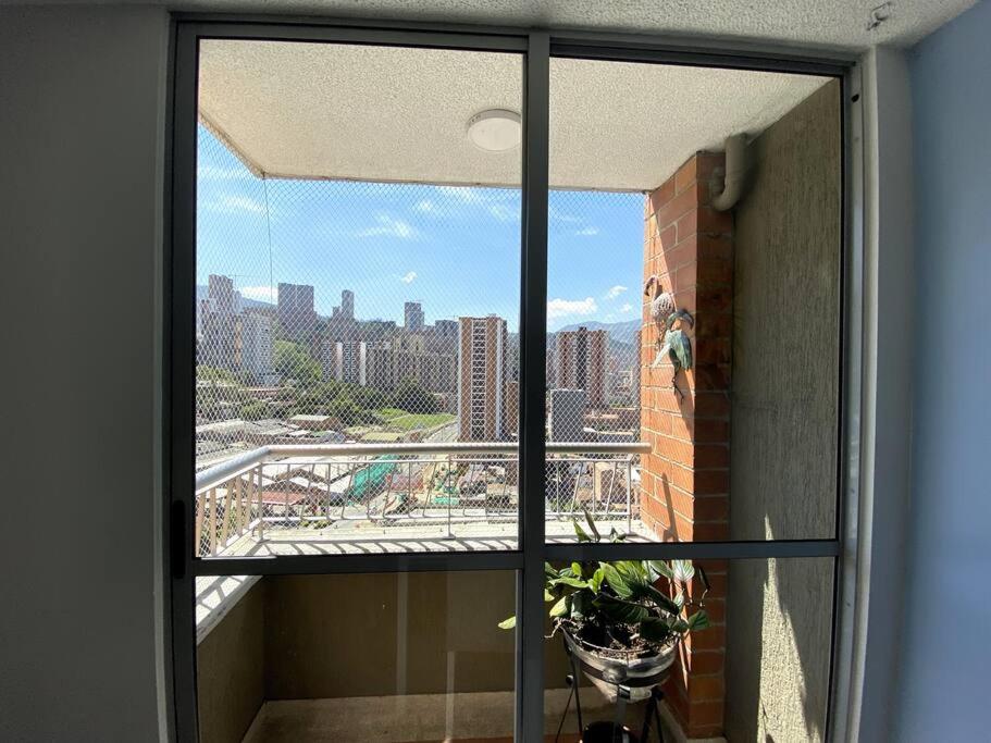 Central Family Home with Air Conditioning