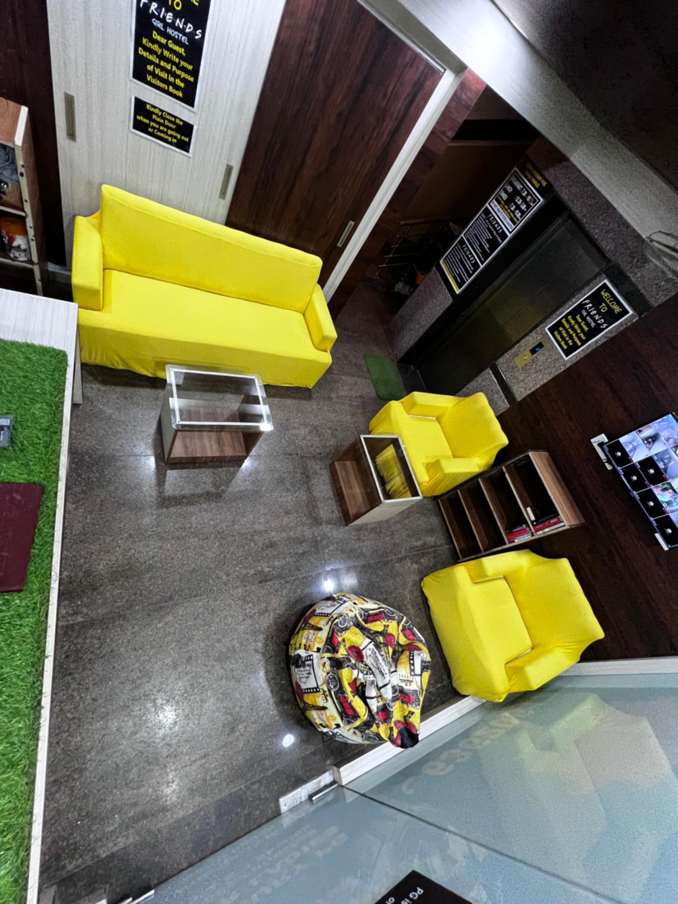 lounge