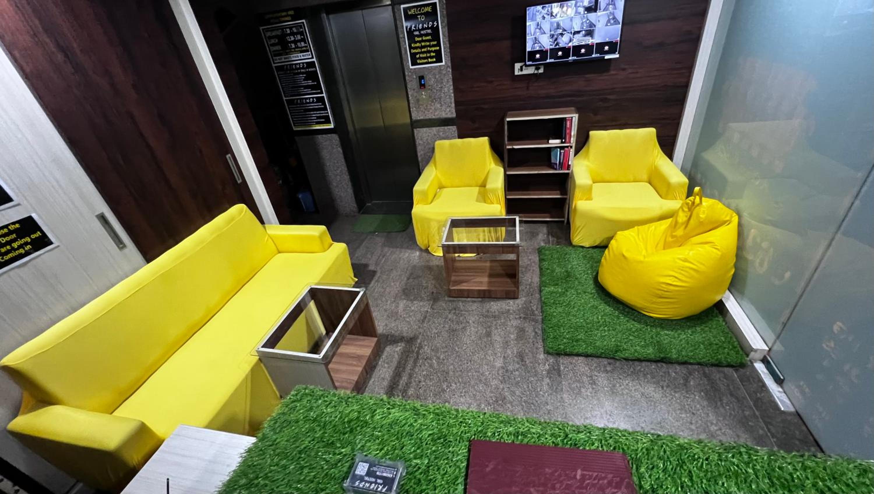 lounge