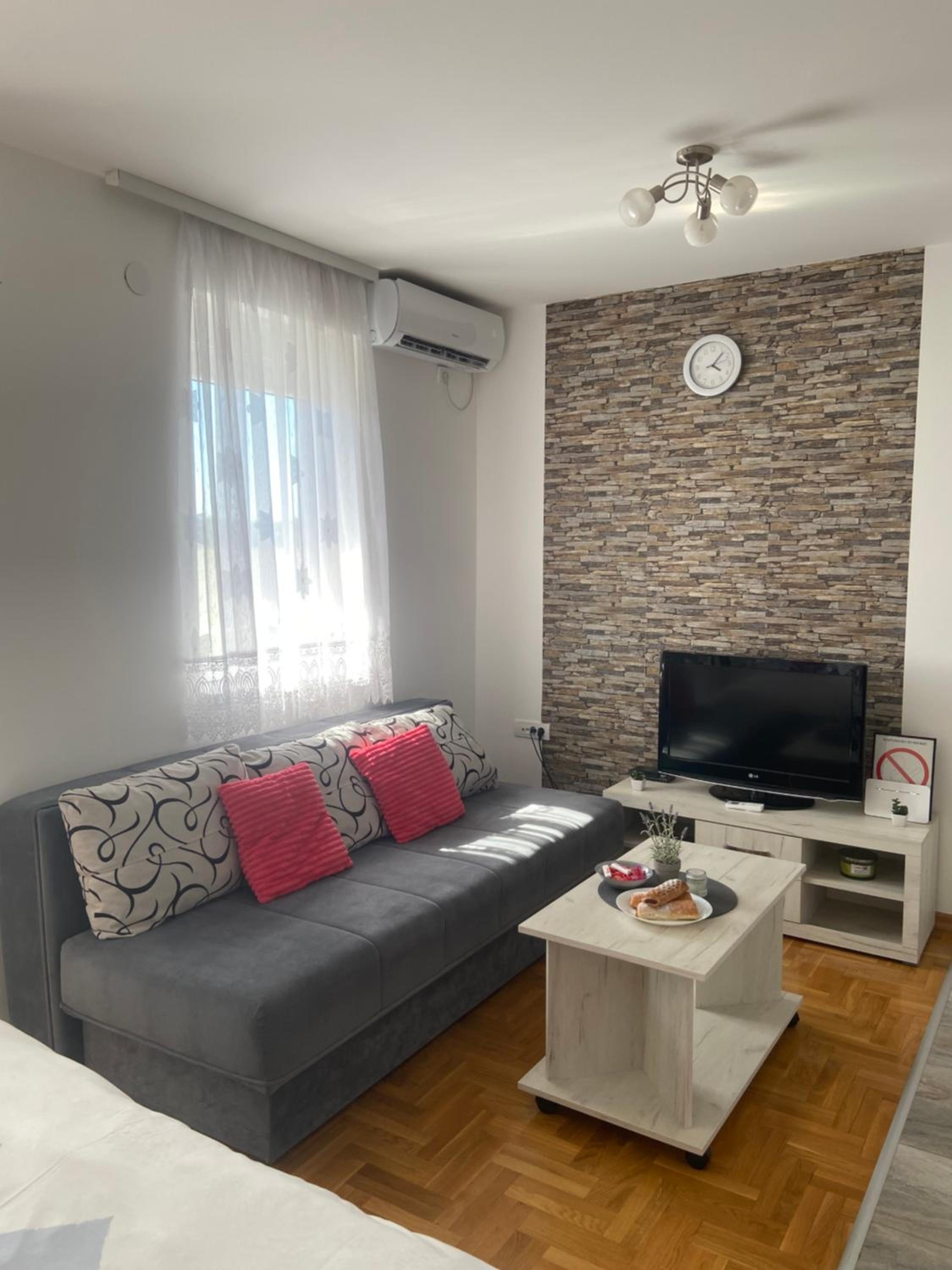 Apartman Katanic view 2