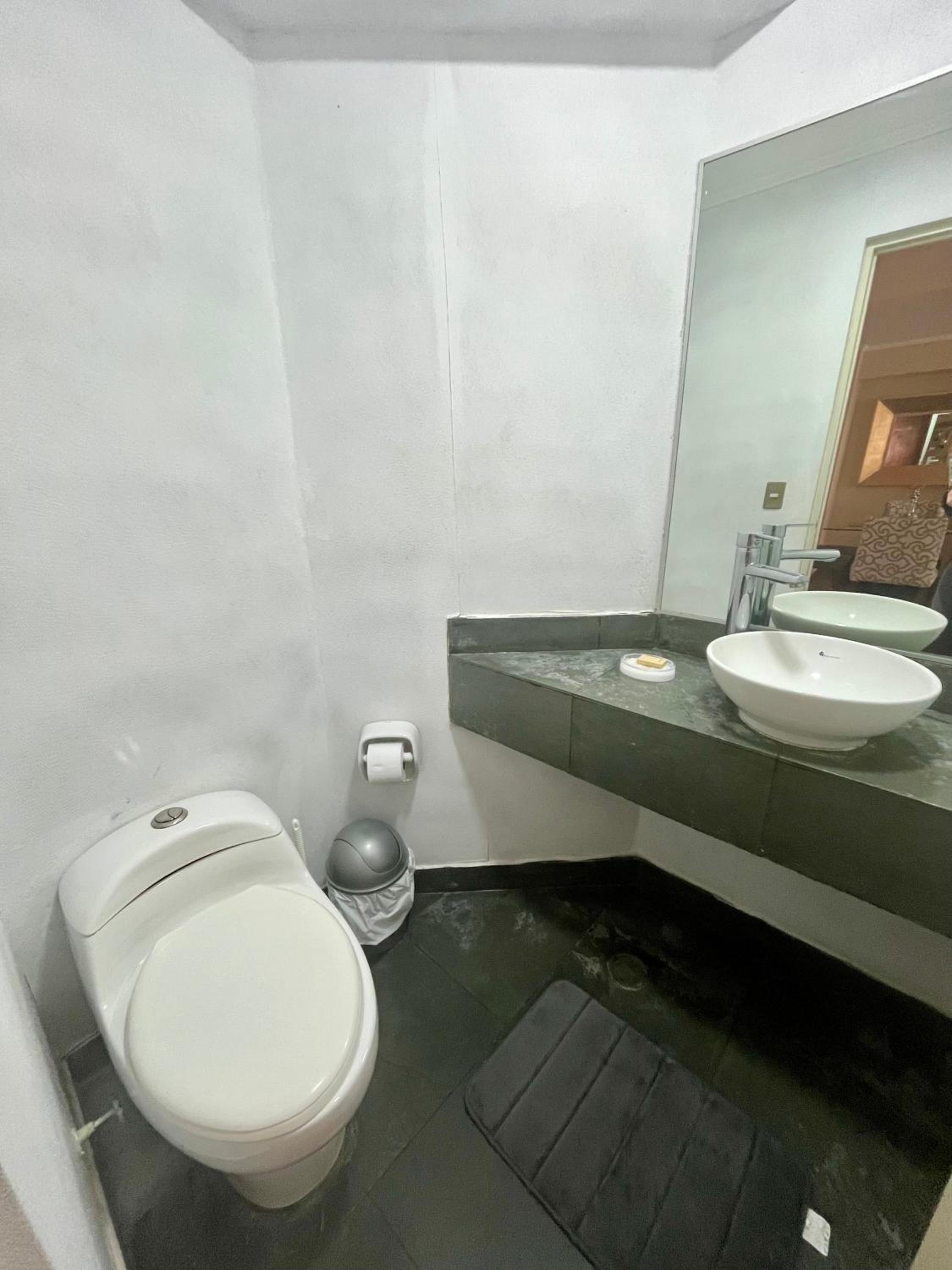 Apartamento Familiar Cerca Malecón Miraflores