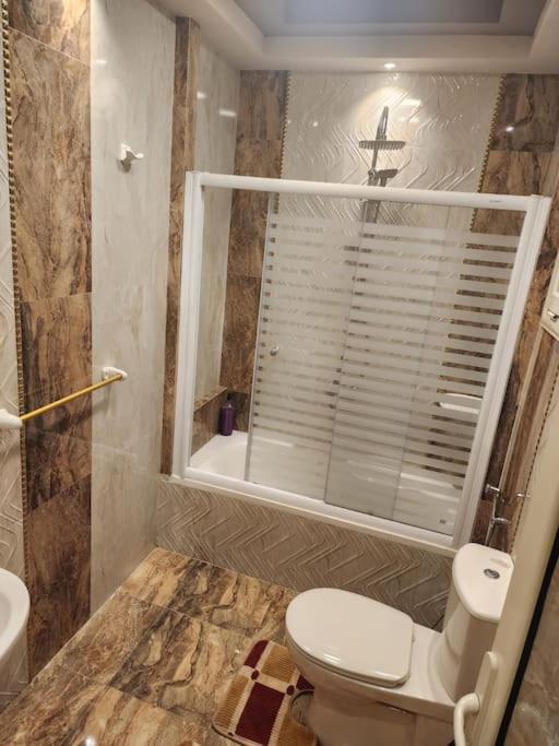 Luxury 2BH with full Cairo Nile view