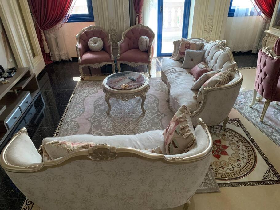 Luxury 2BH with full Cairo Nile view
