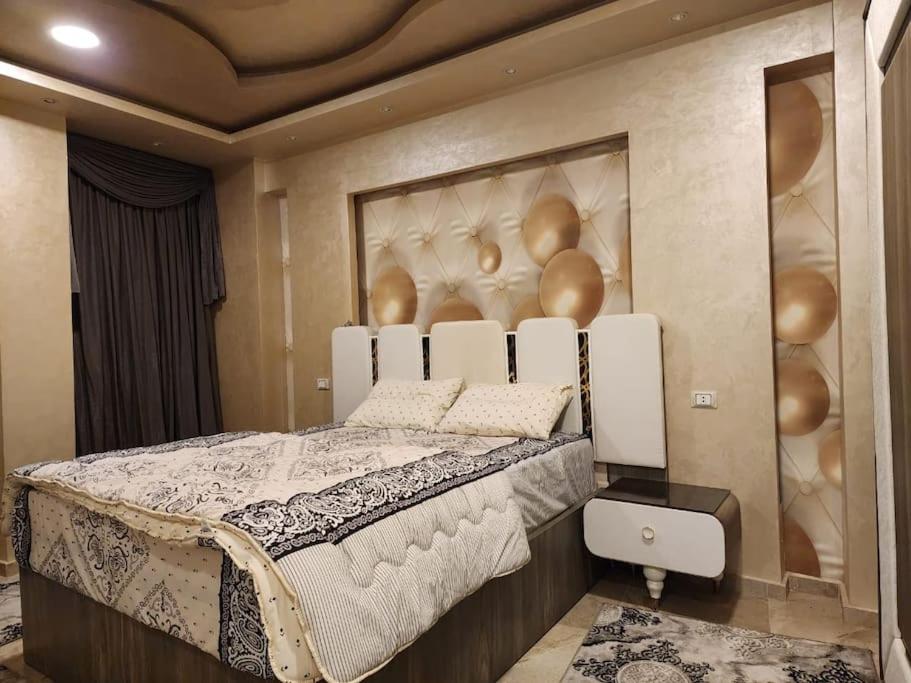 Luxury 2BH with full Cairo Nile view