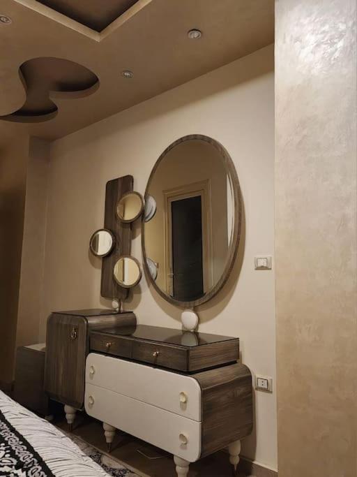 Luxury 2BH with full Cairo Nile view