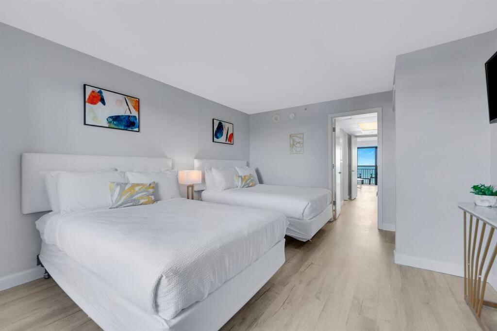 Oceanfront Oasis, Luxe 1BR Haven with Full Kitchen! CR 622 view 5
