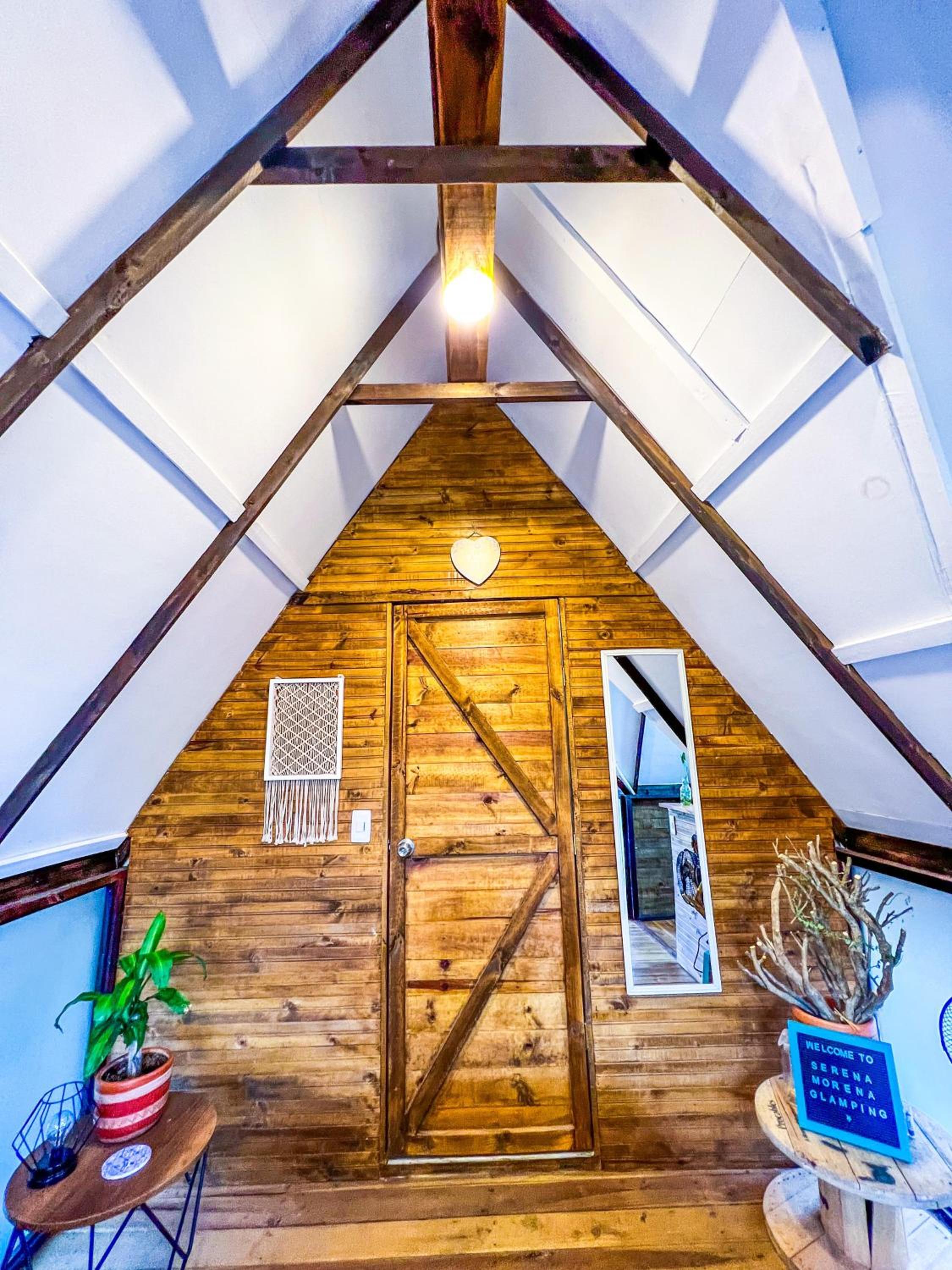 Glamping Chalet Deluxe cerca al centro de Villa de Leyva - By Serena Morena