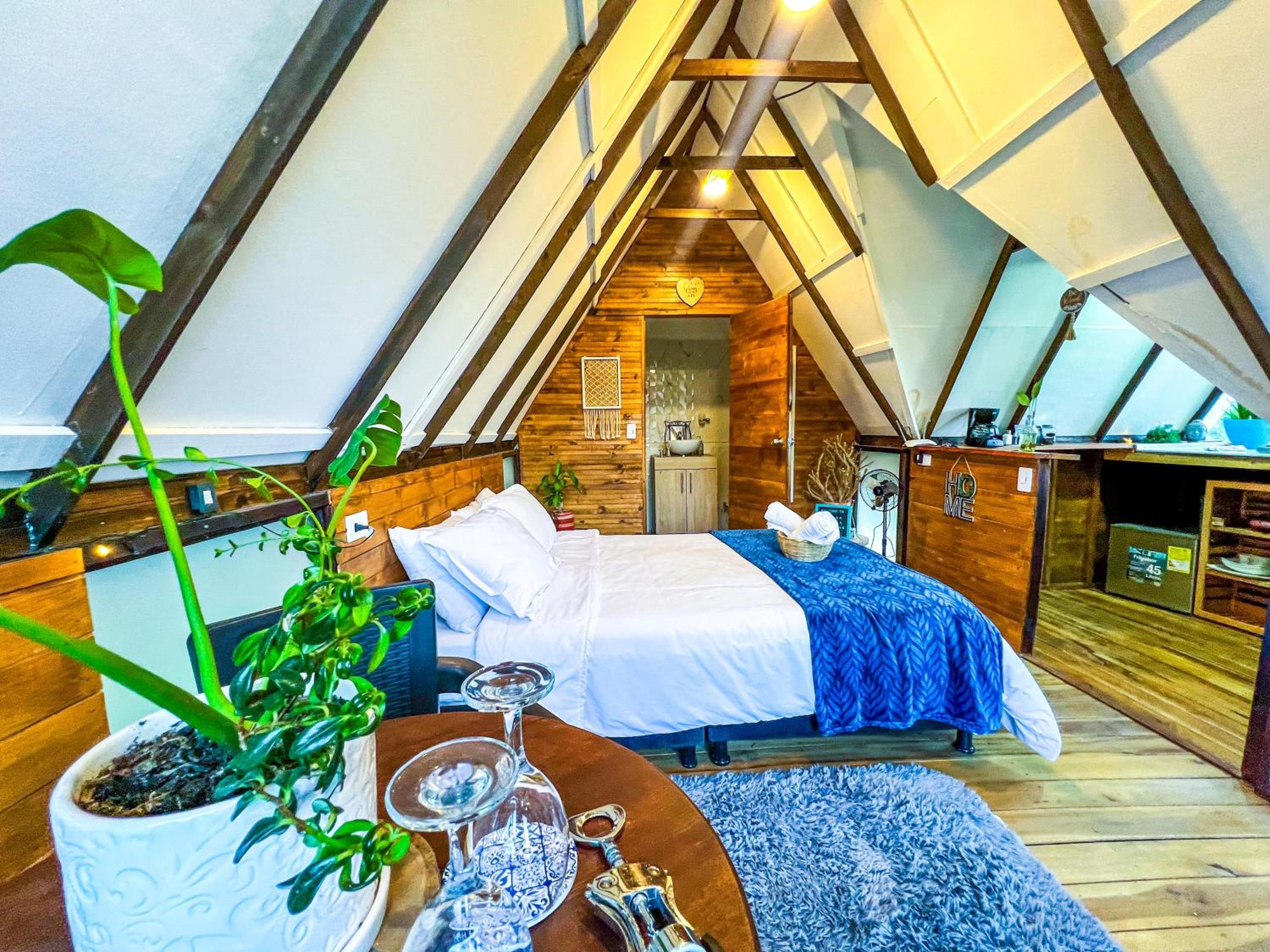 Glamping Chalet Deluxe cerca al centro de Villa de Leyva - By Serena Morena