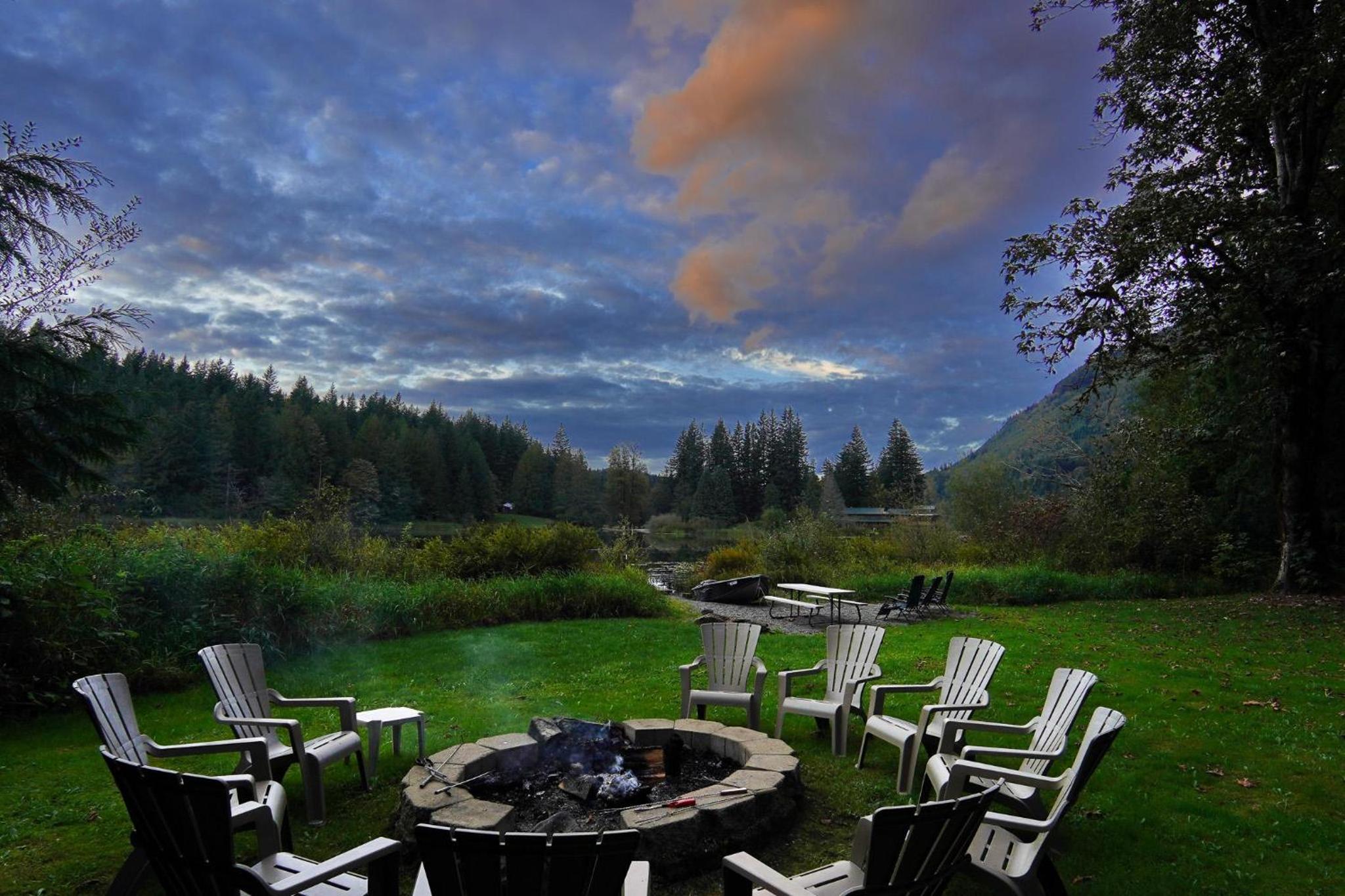 Waterfront Chalet