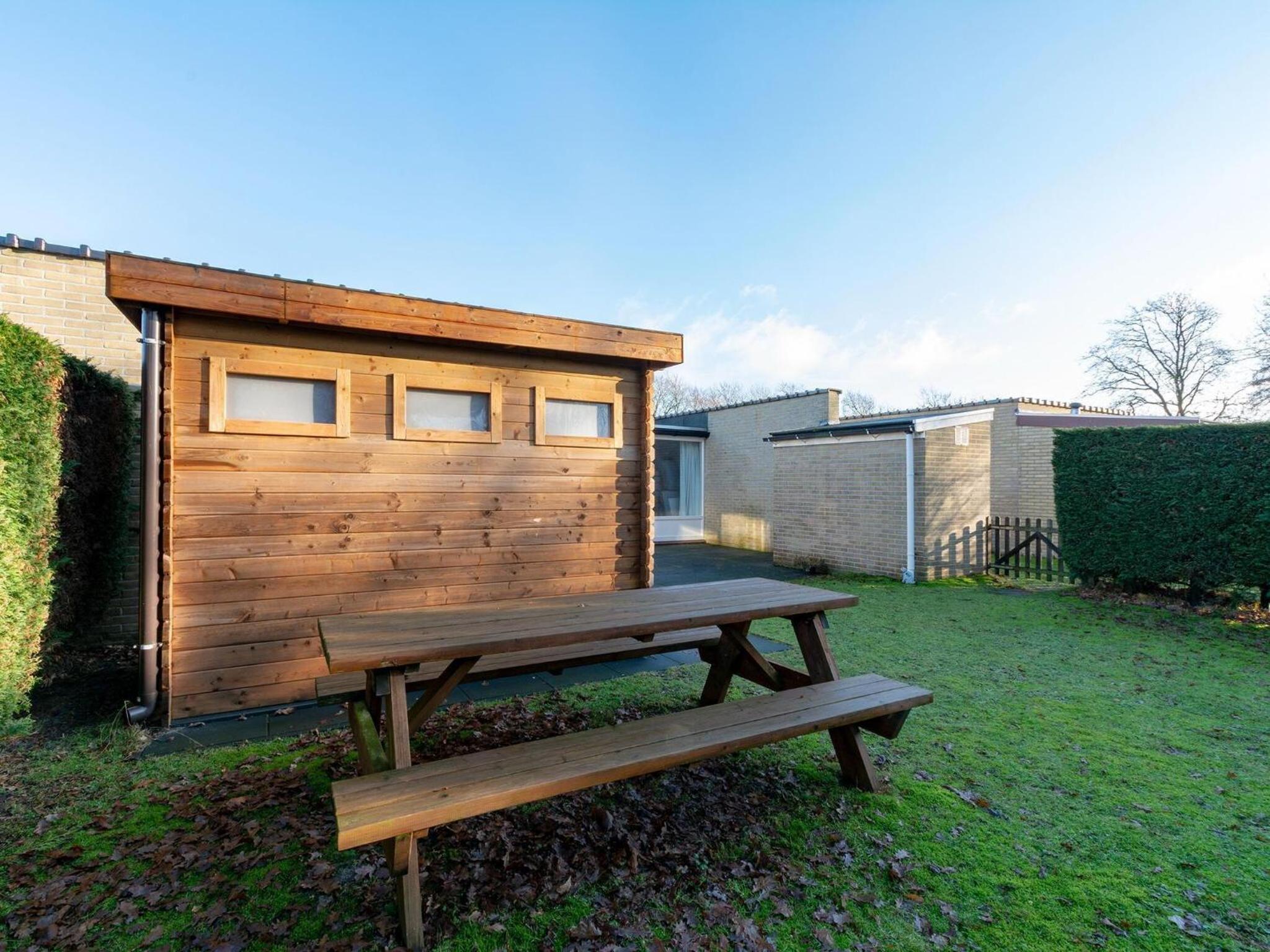 Duinland 245 bungalow for 6 guests near sea