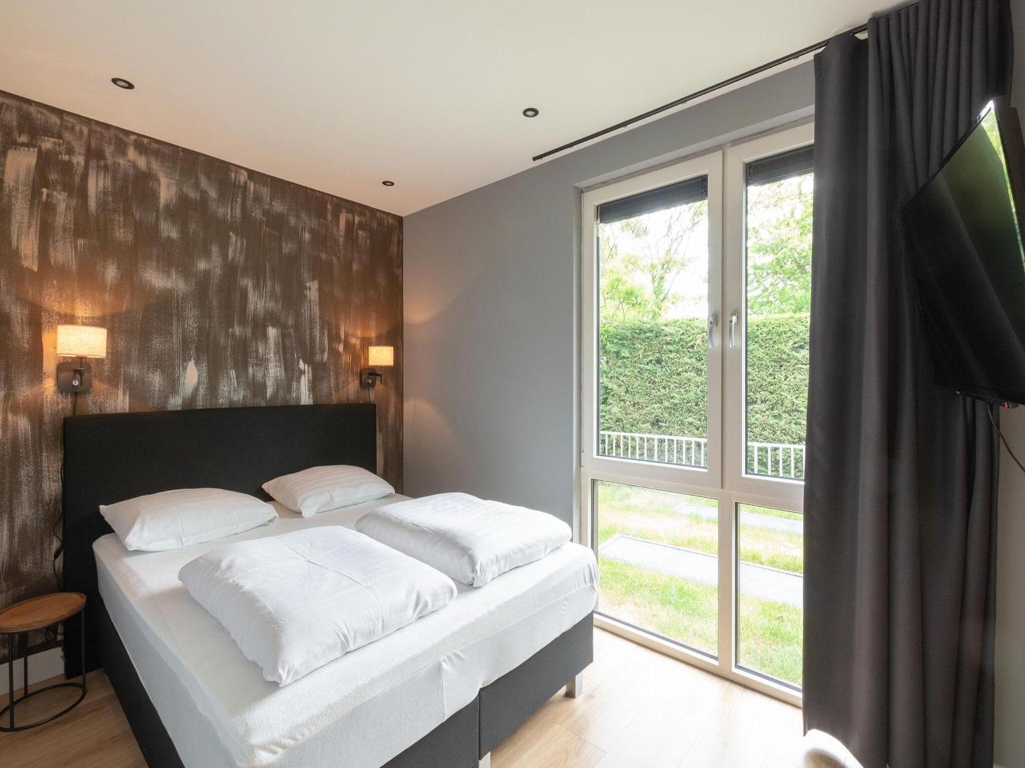 Spacious bunglow with BBQ by Belvilla view 5