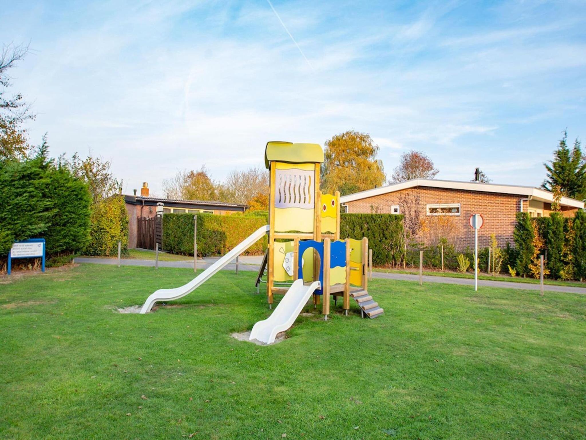 Spacious bunglow with BBQ by Belvilla view 4
