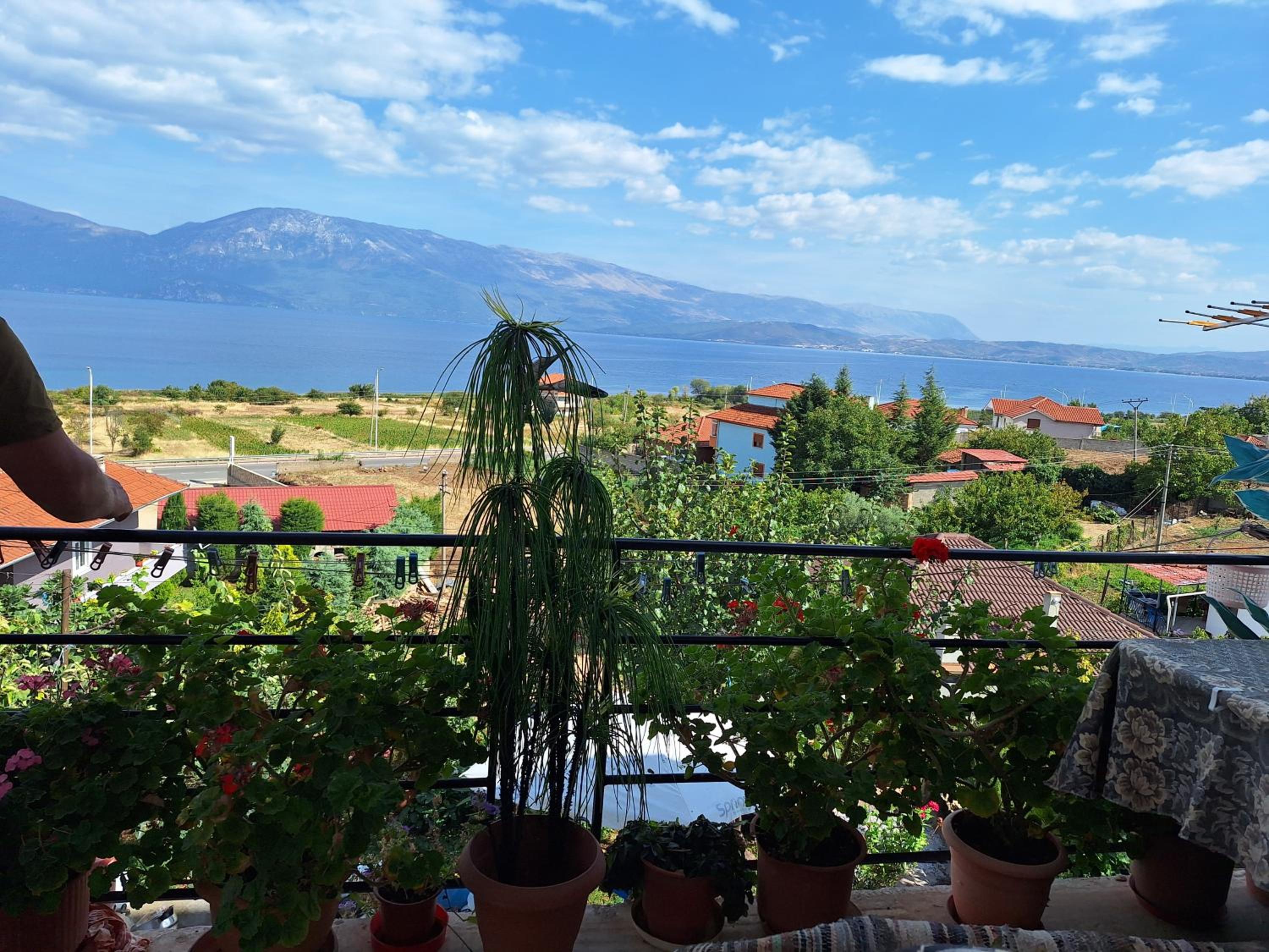 Taku Villa Wonderful view of Lake Ohrid
