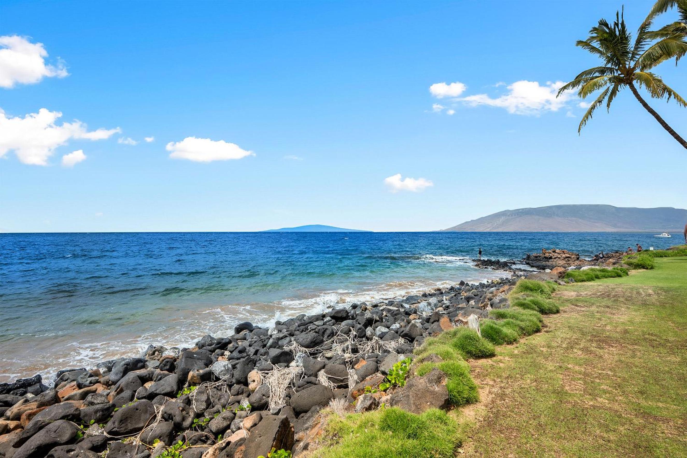 Kamaole Nalu 301 - Stunning Ocean Views, Renovated