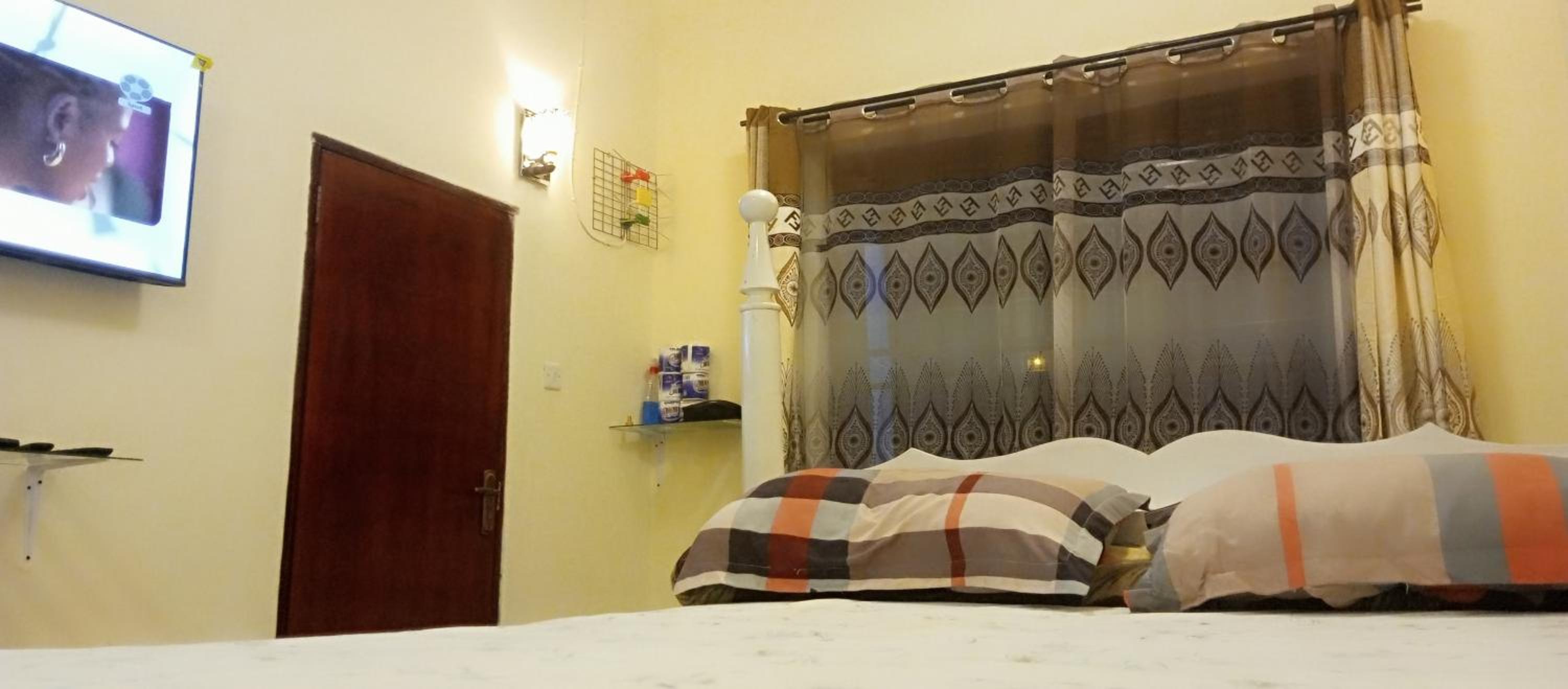 Save Up Apartments view 5
