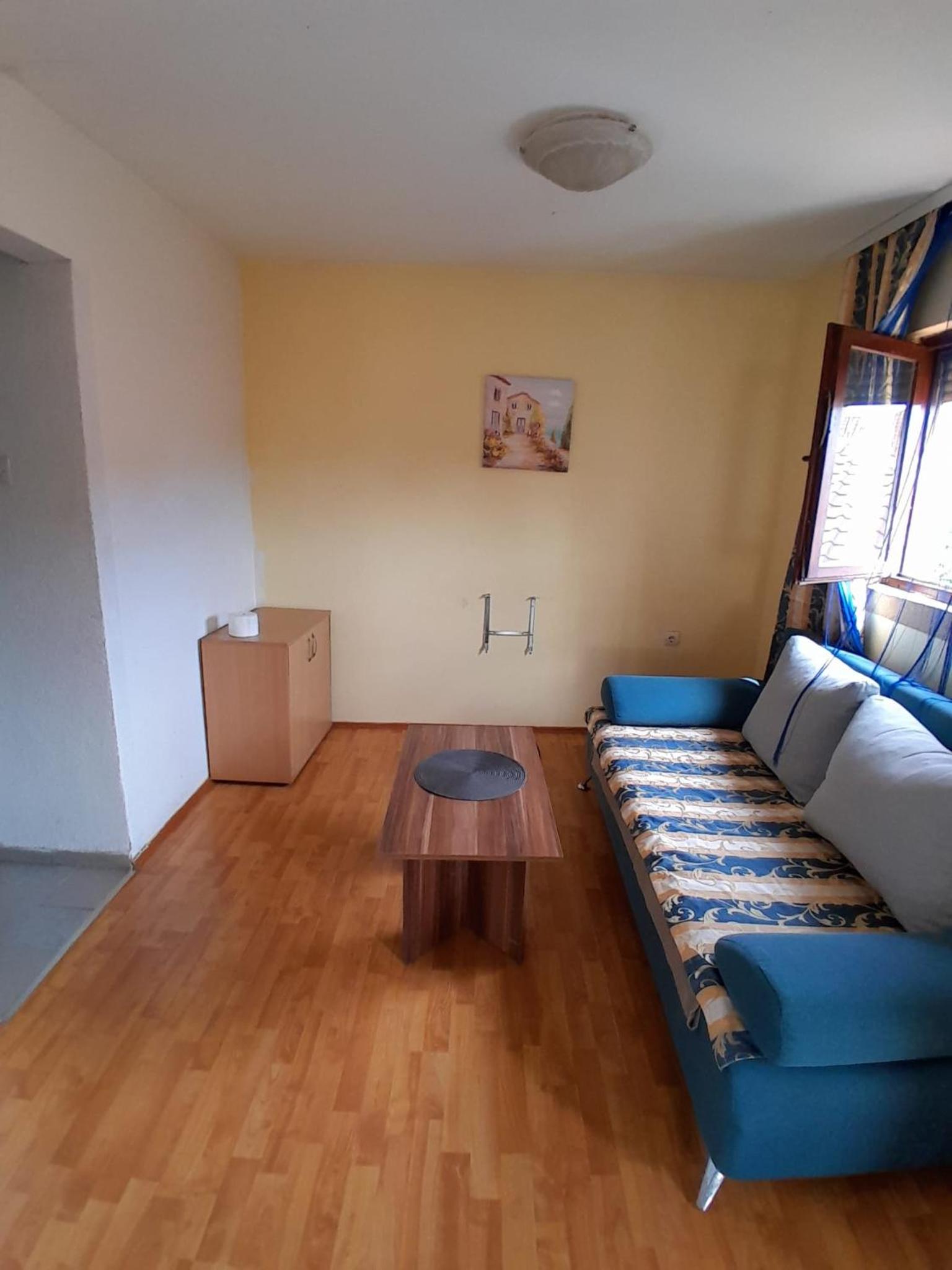 Airport BEG Rooms and Apartments