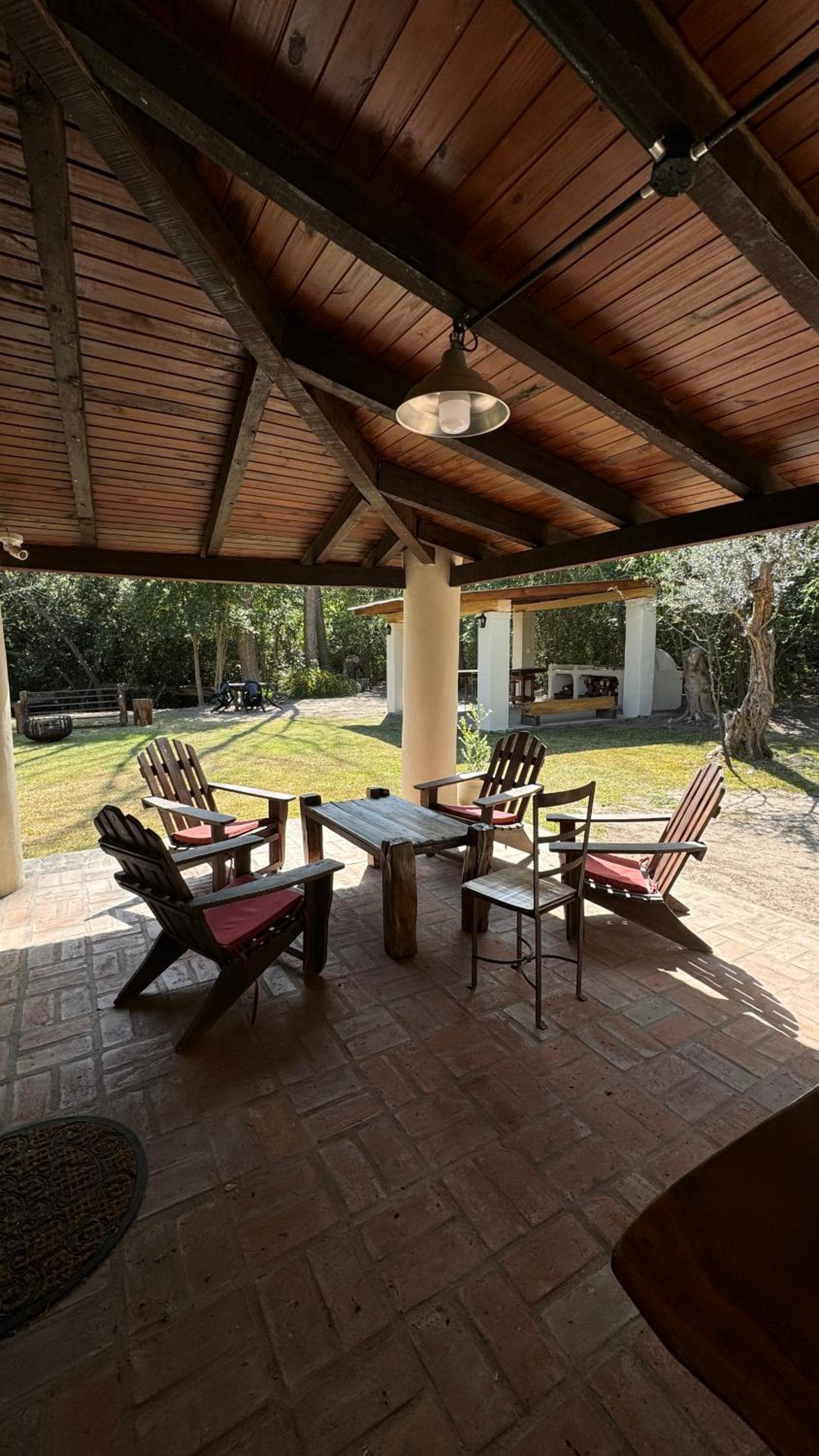 Casa Boutique con piscina y cercana a plaza de Villa de las Rosas