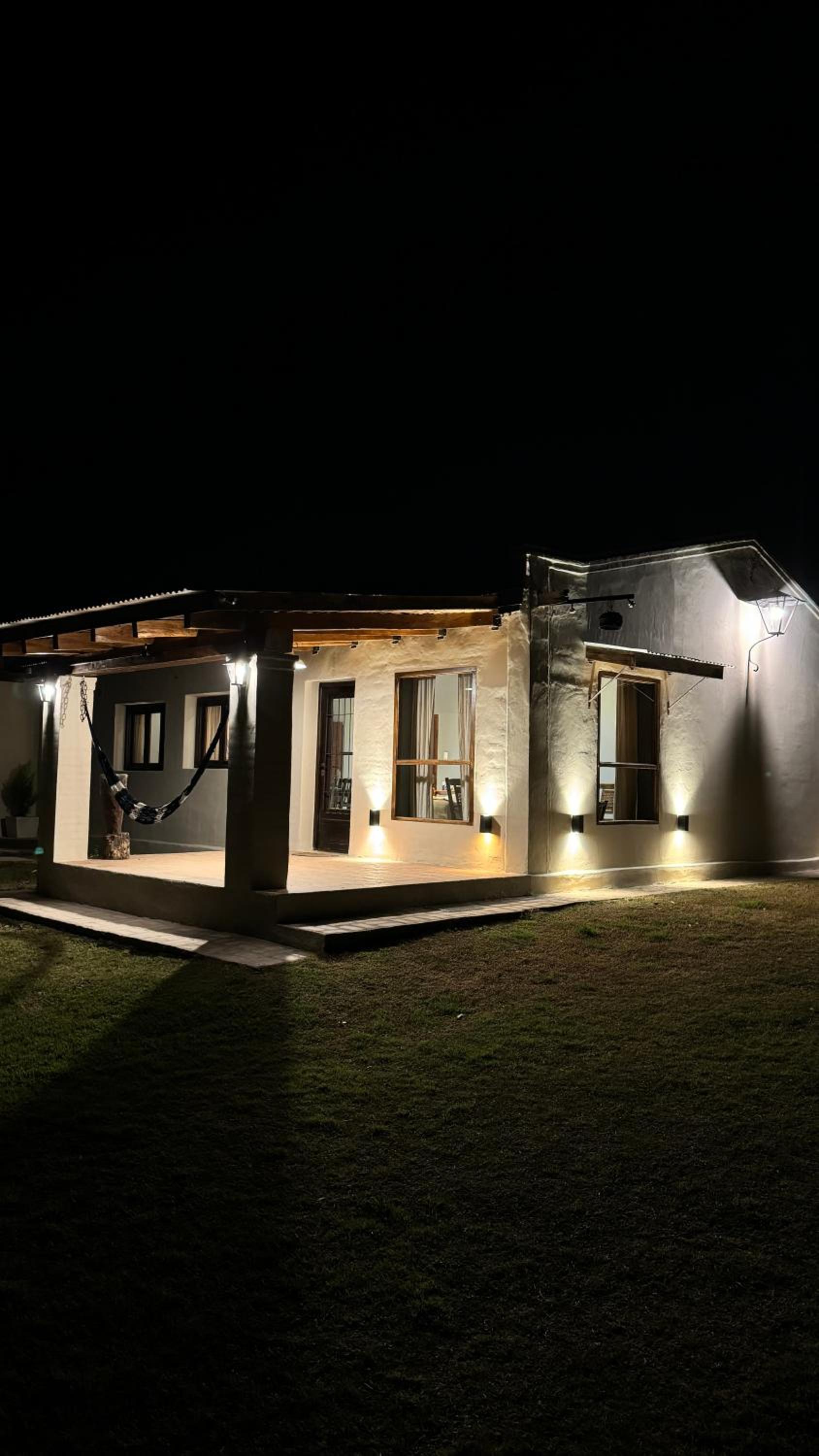 Casa Boutique con piscina y cercana a plaza de Villa de las Rosas