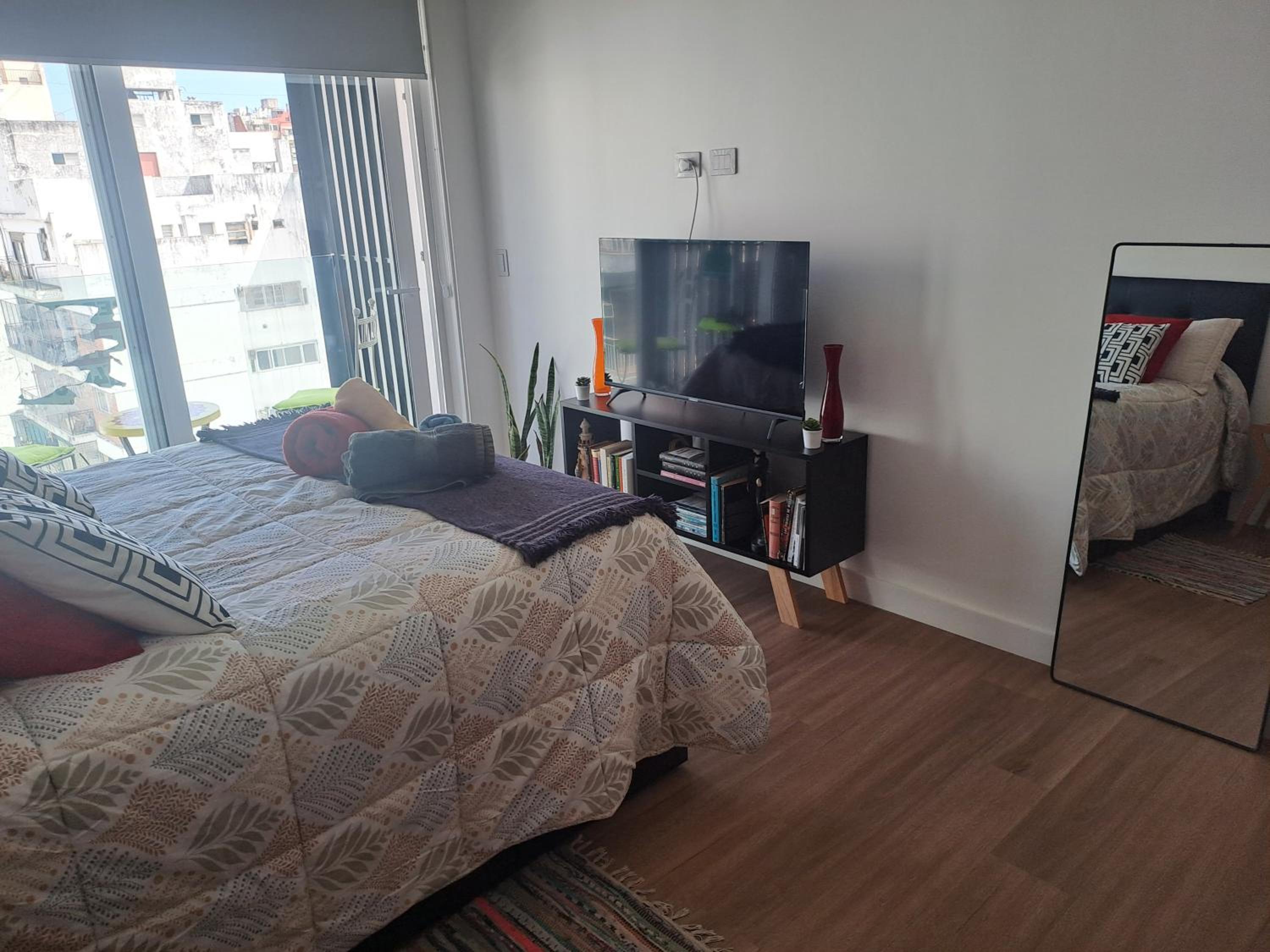 Belgrano, cerca de River, Barrio Chino y del subte, balcón, piscina y WiFi