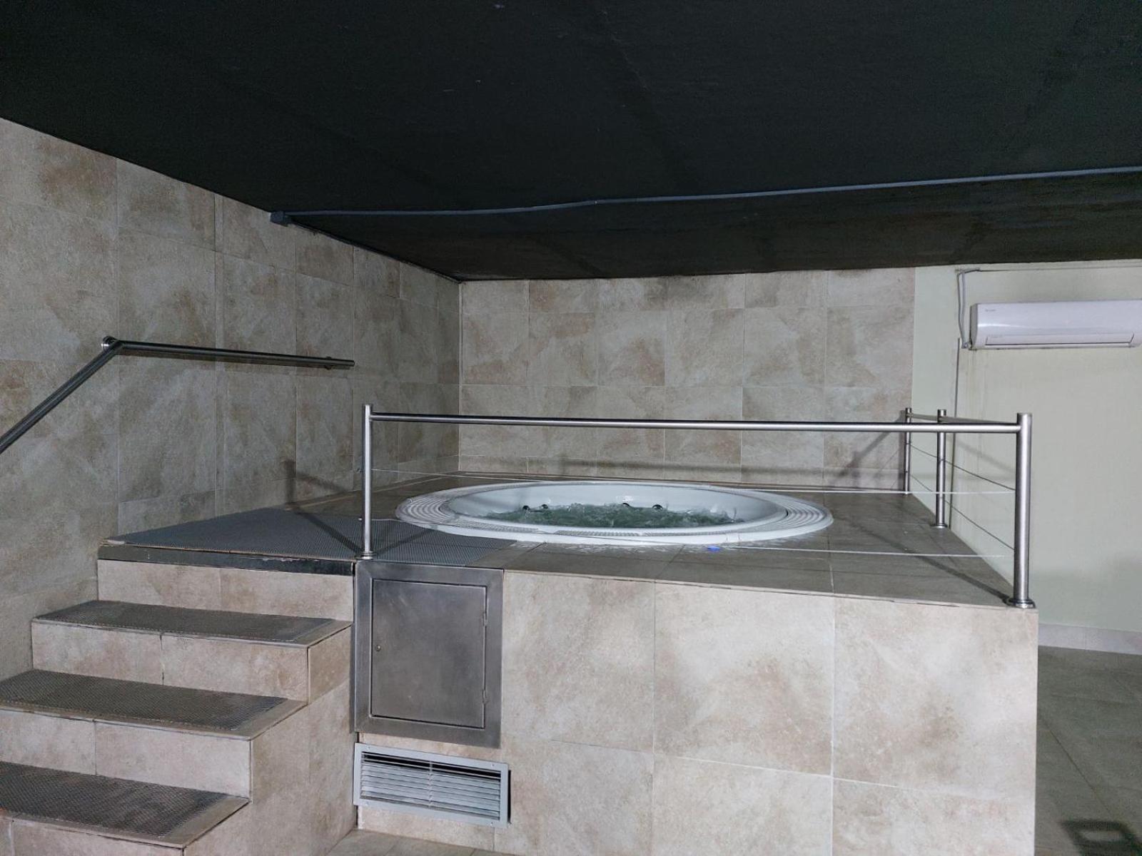 Photo 9