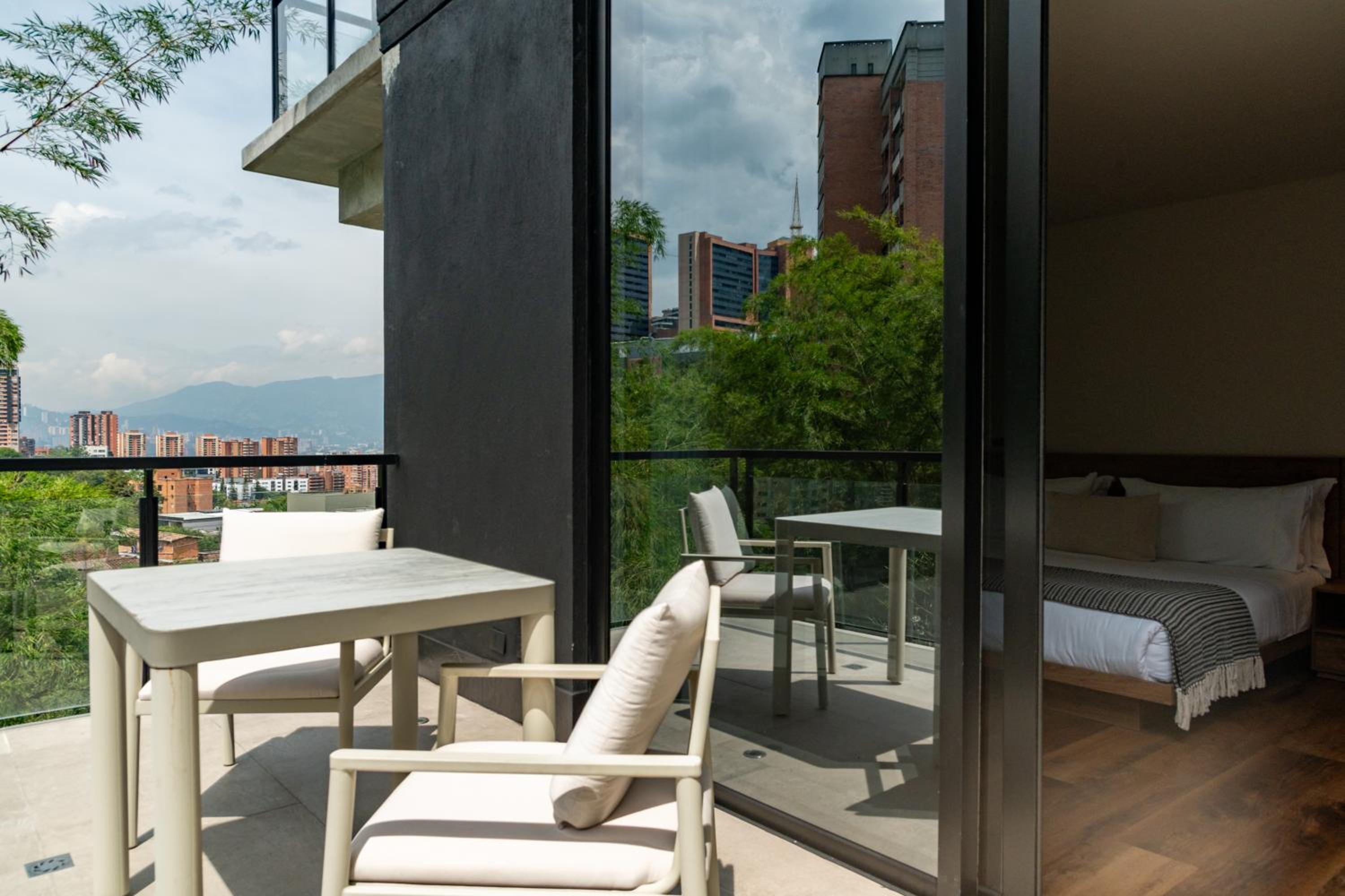Kiin Living- 