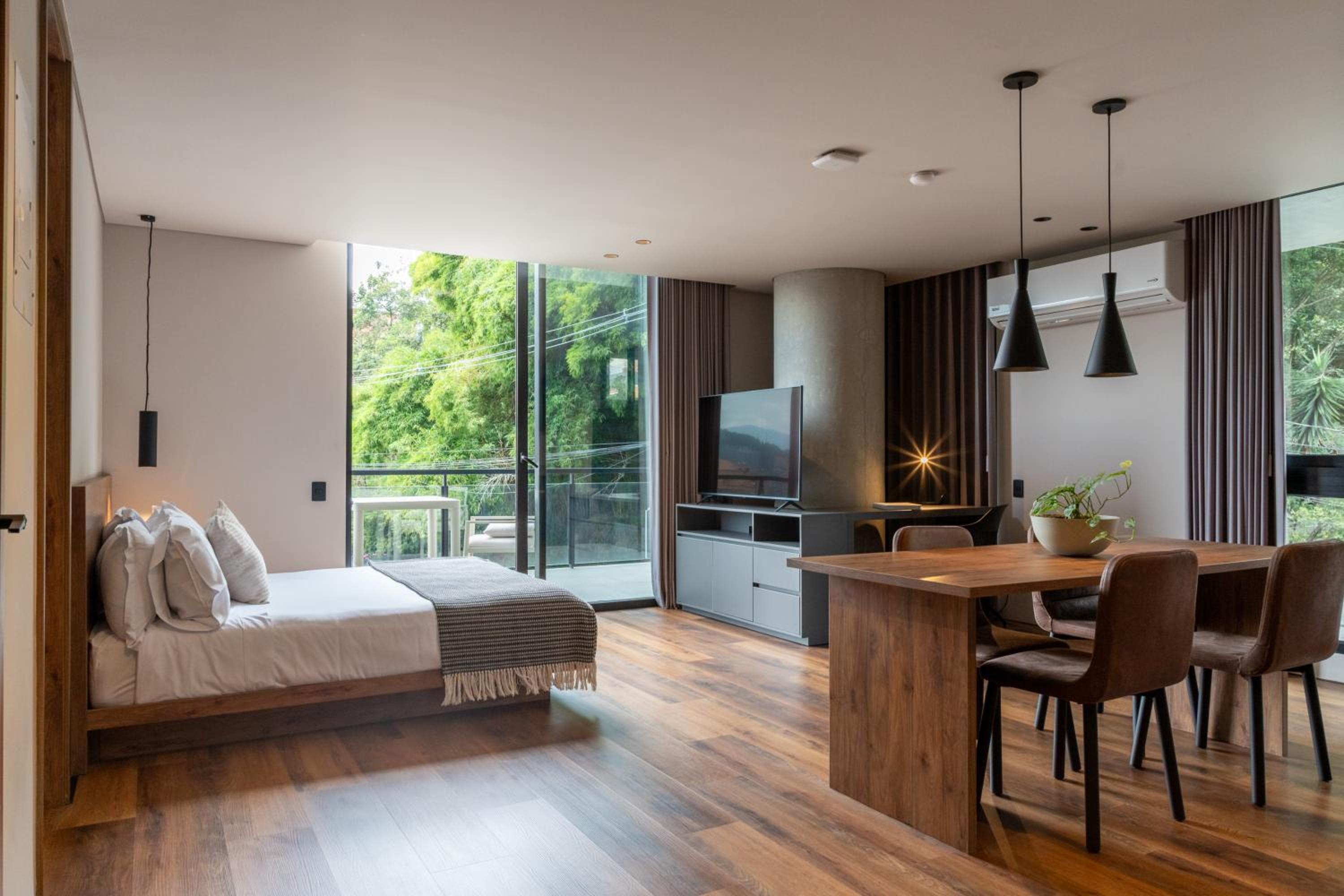 Kiin Living- 