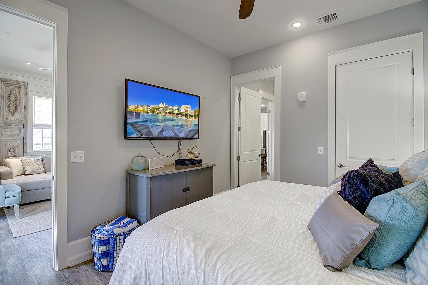 Seaside Cabana TC 10302 view 4