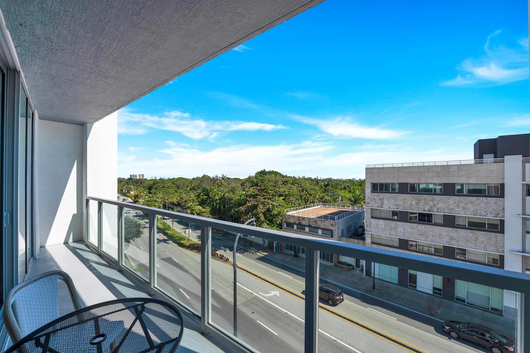 LUXURY NEW CONDO AT MIAMI DESIGN DISTRICT